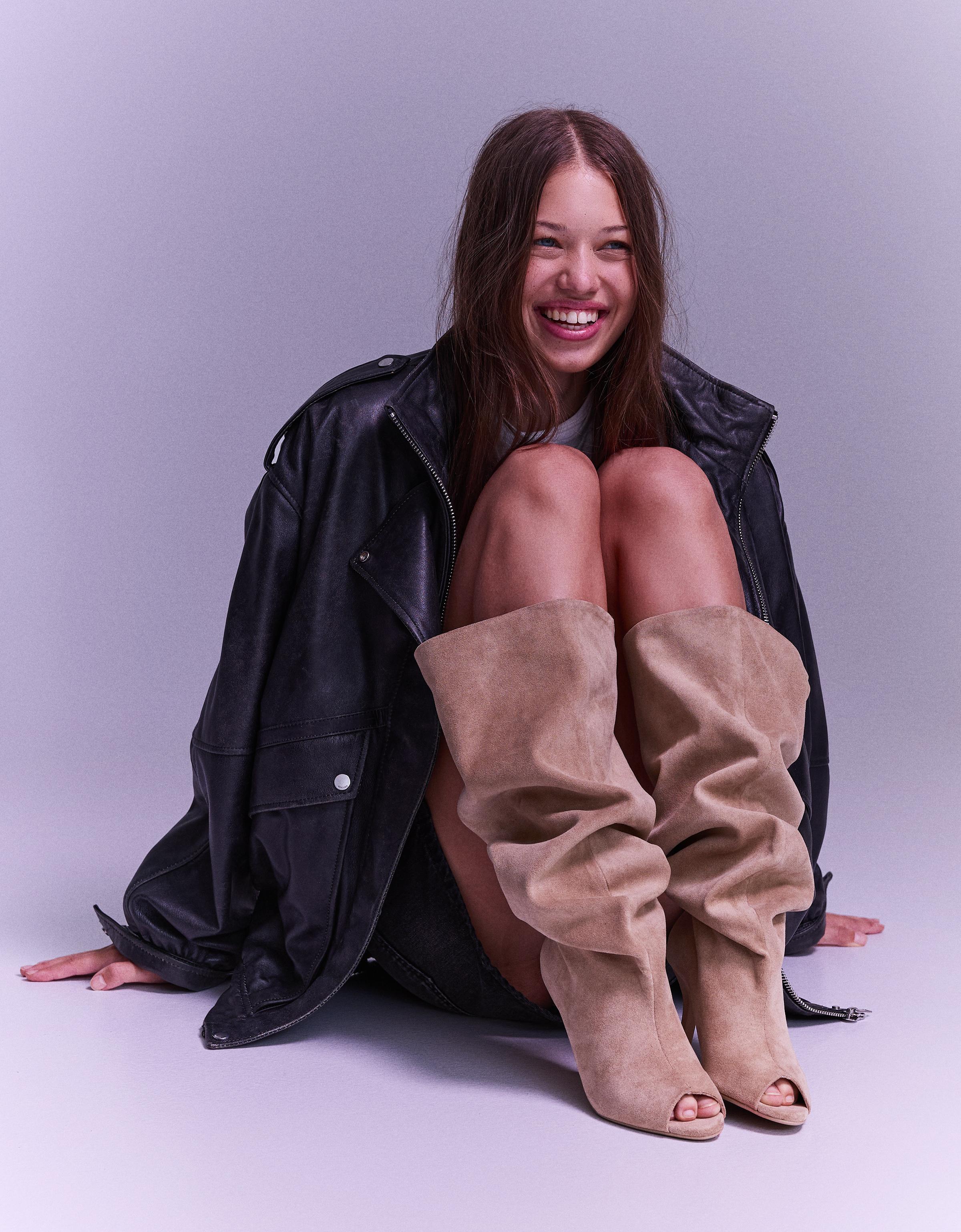 ★ドイツ発*BERSHKA*新作*ミュールローファー/BLACK★ ☆ドイツ発*BERSHKA*新作*ミュールローファー/BLACK☆