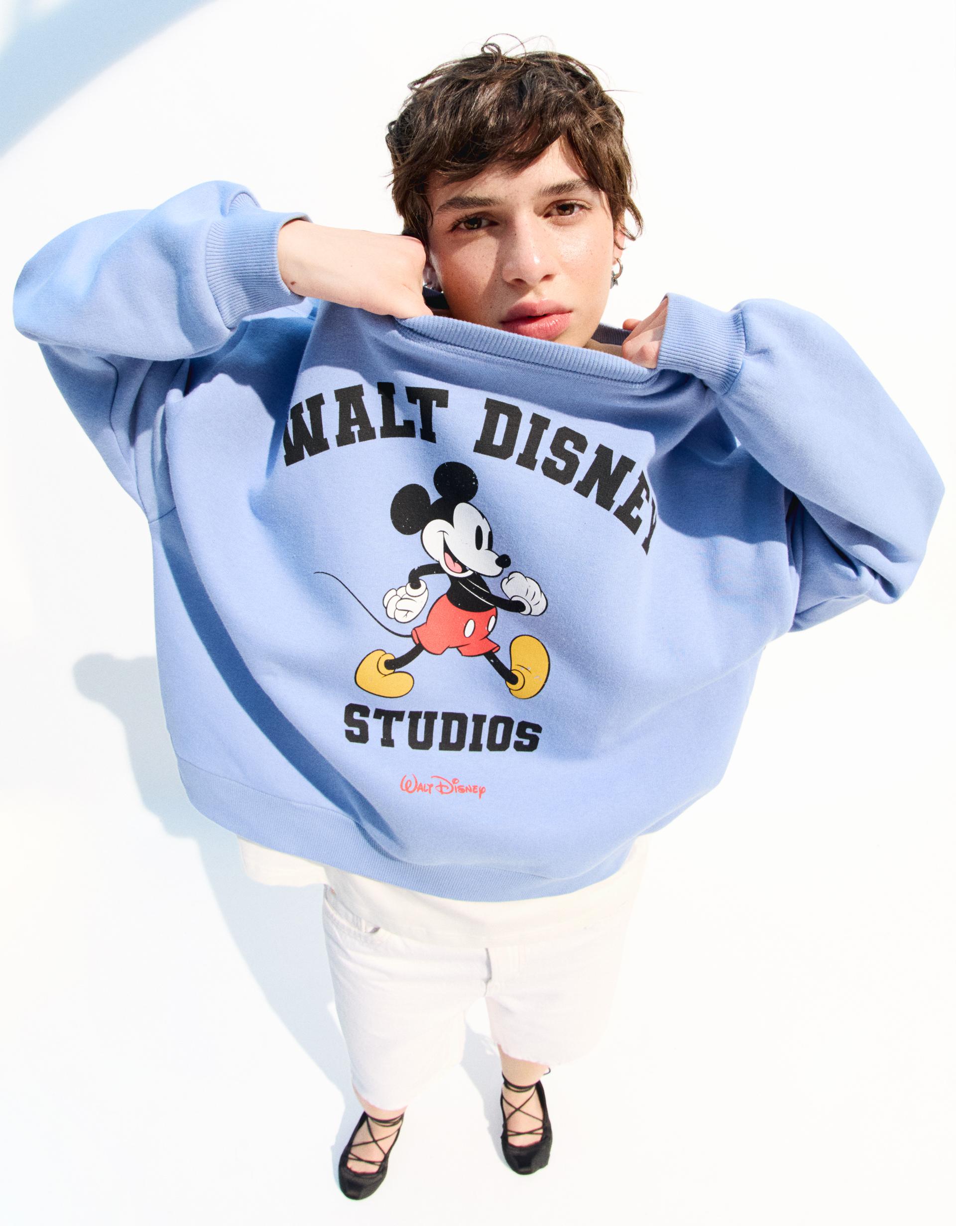 Disney Sweater Pull And Bear Mickey Mouse Hoodie Clothing Sudadera