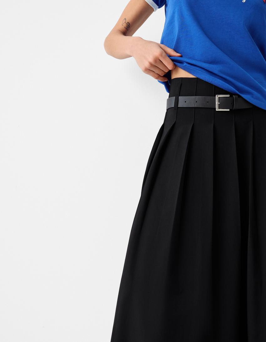 تنورة ميدي بكسرات وقصة محبوكة وحزام-أسود-5