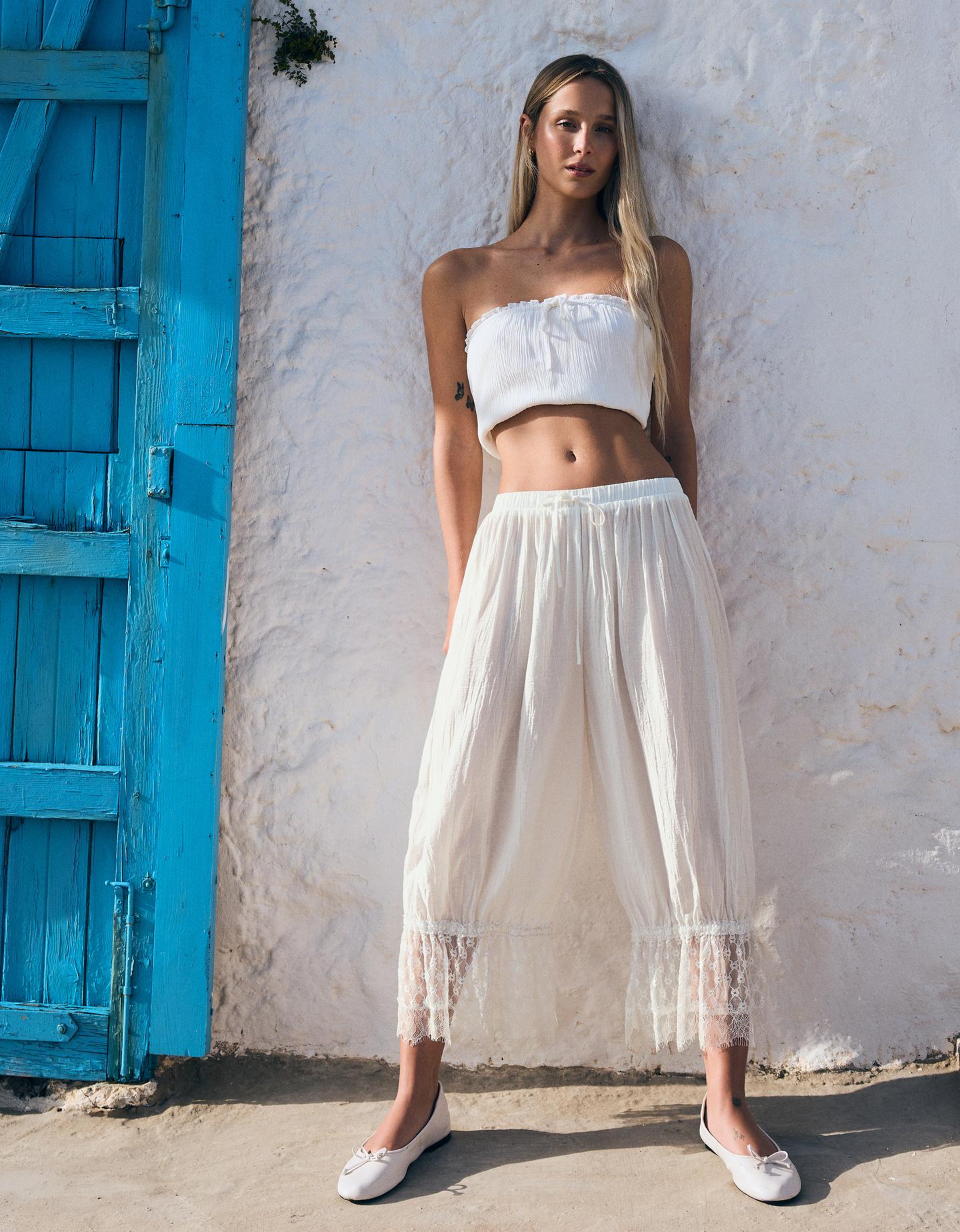 Bershka Pantaloni Da Gaucho In Pizzo Donna S Bianco Roto