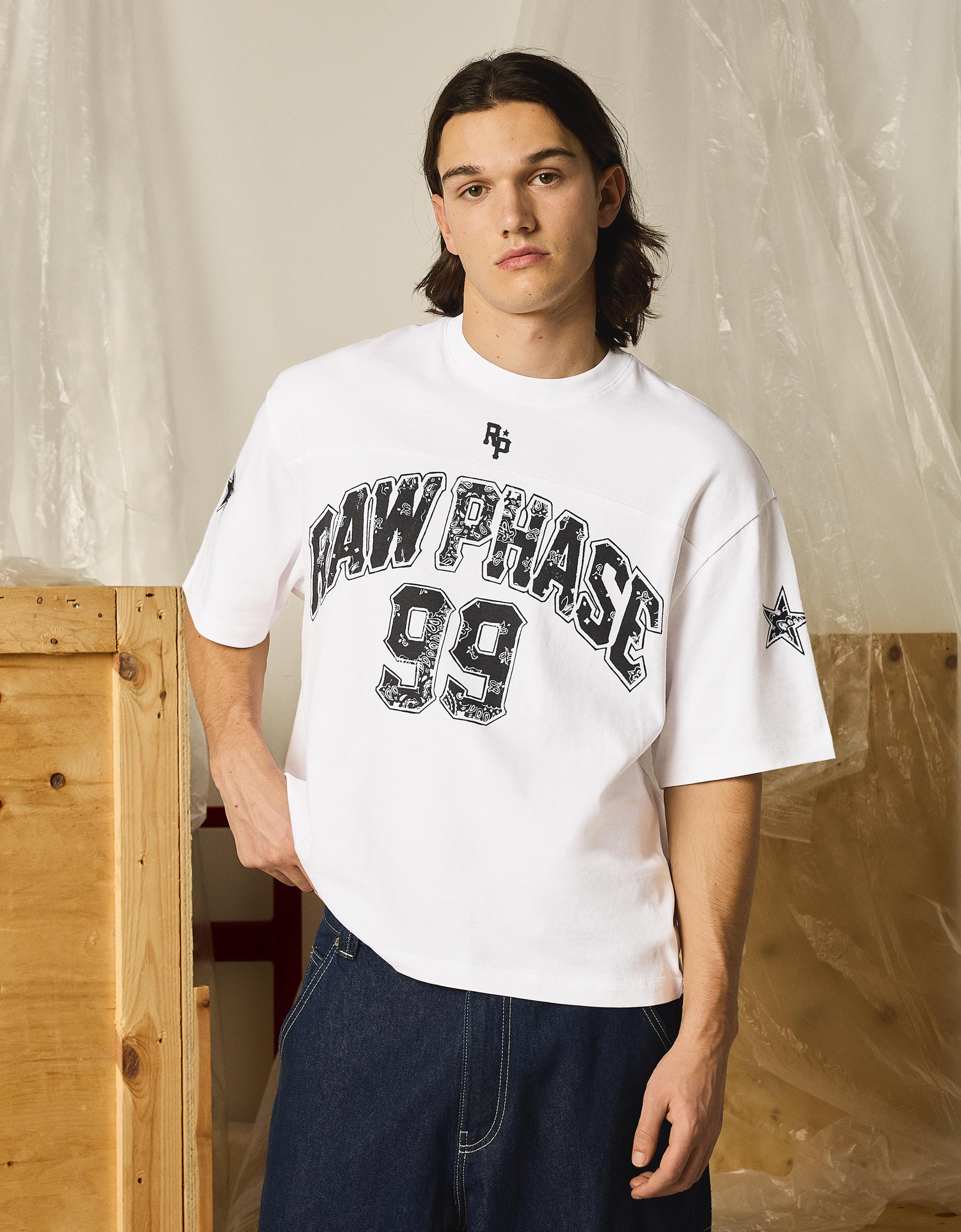 Bershka Camiseta Boxy Fit Print Hombre Blanco Roto