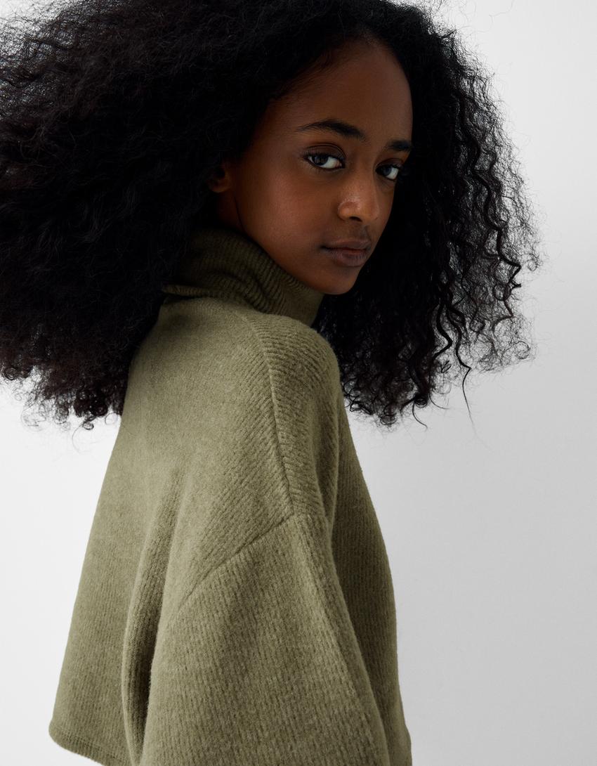 Cropped sweater with a high neck-Khaki