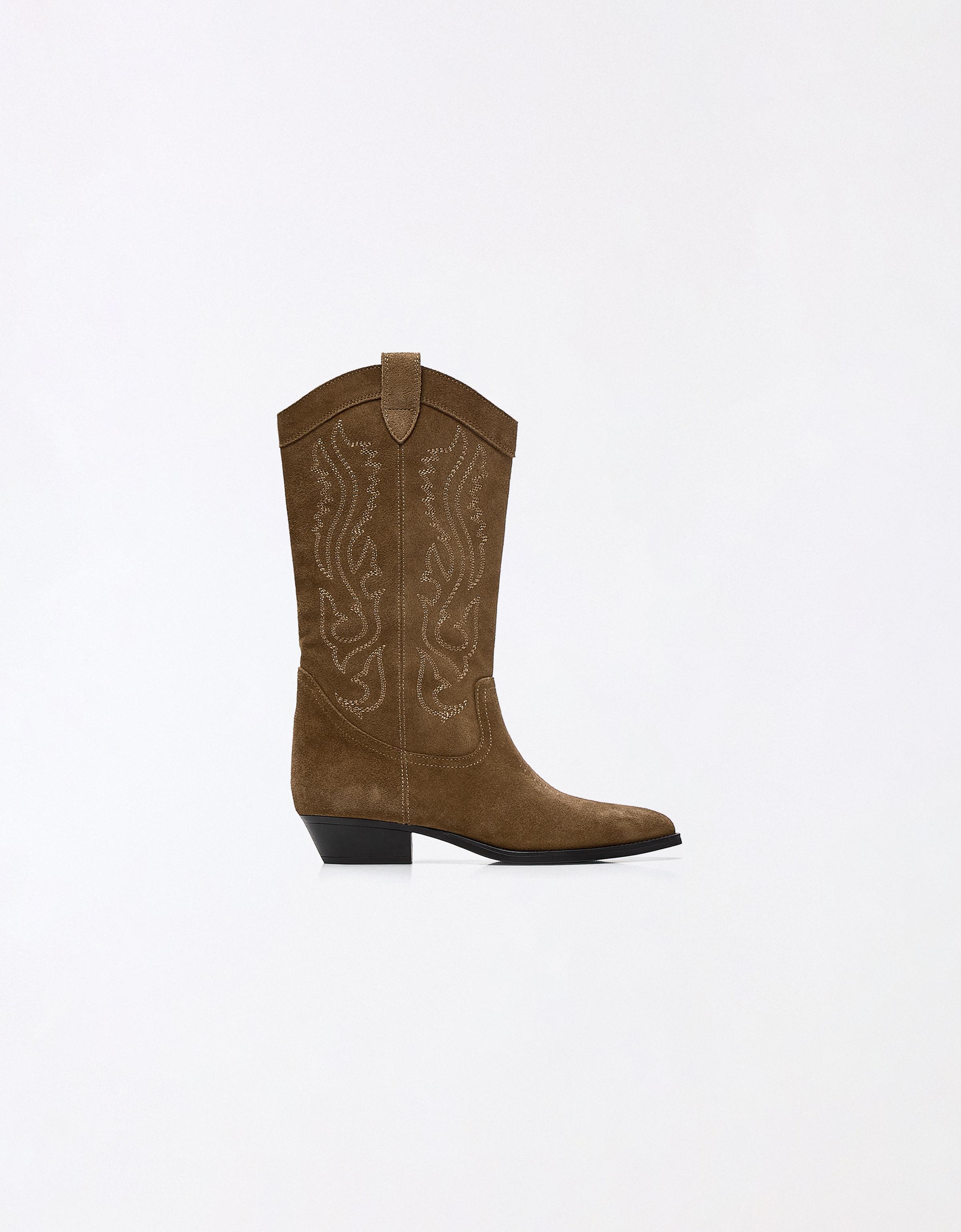 Flat leather cowboy boots — Tan