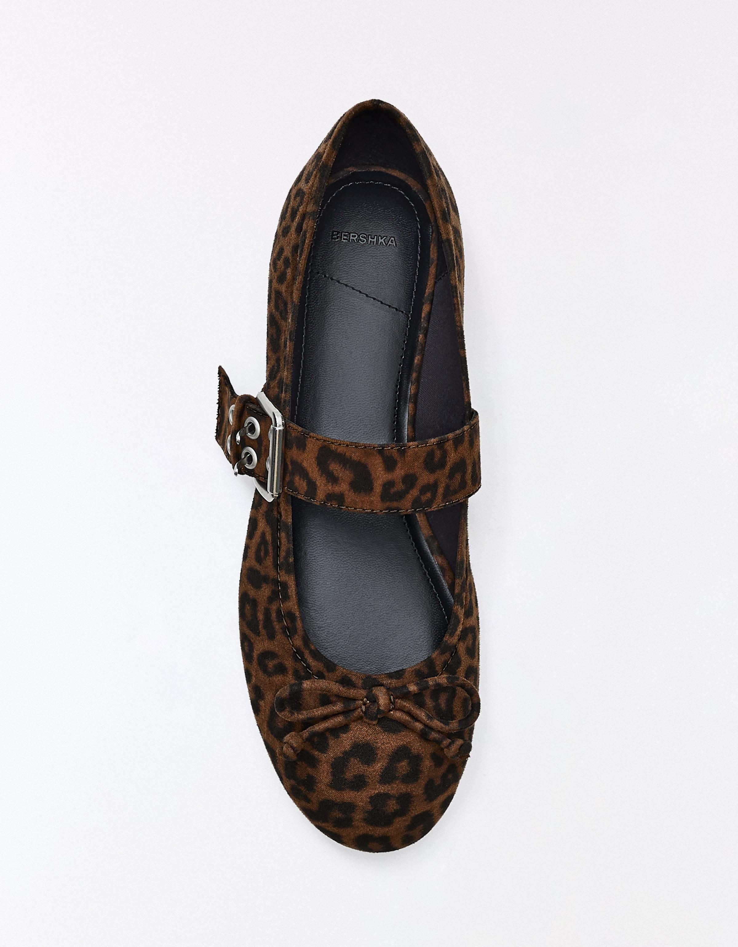 Bershka LEOPAR DESENLİ TOKALI BABET görsel 4