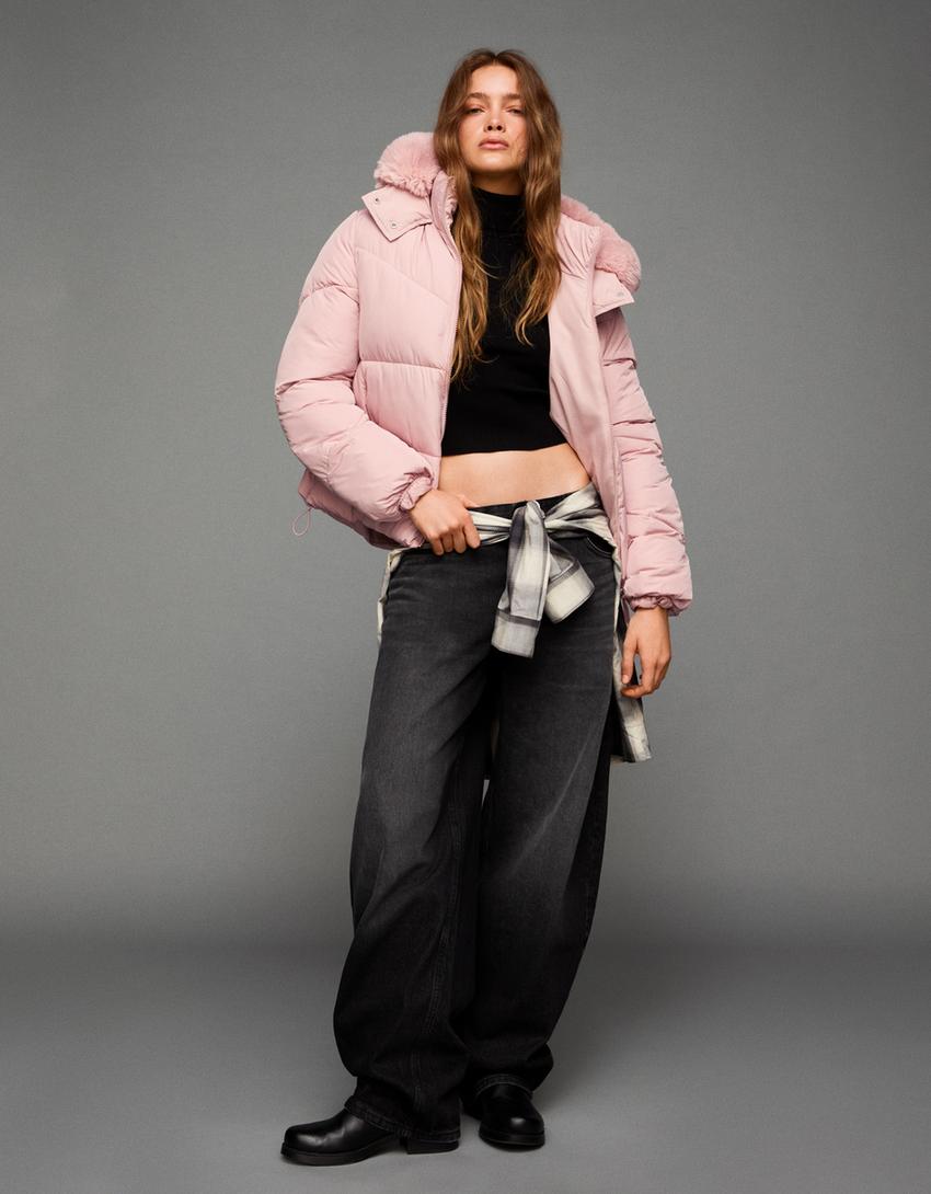 Blusão puffy impermeável com capuz e pelo-Rosa