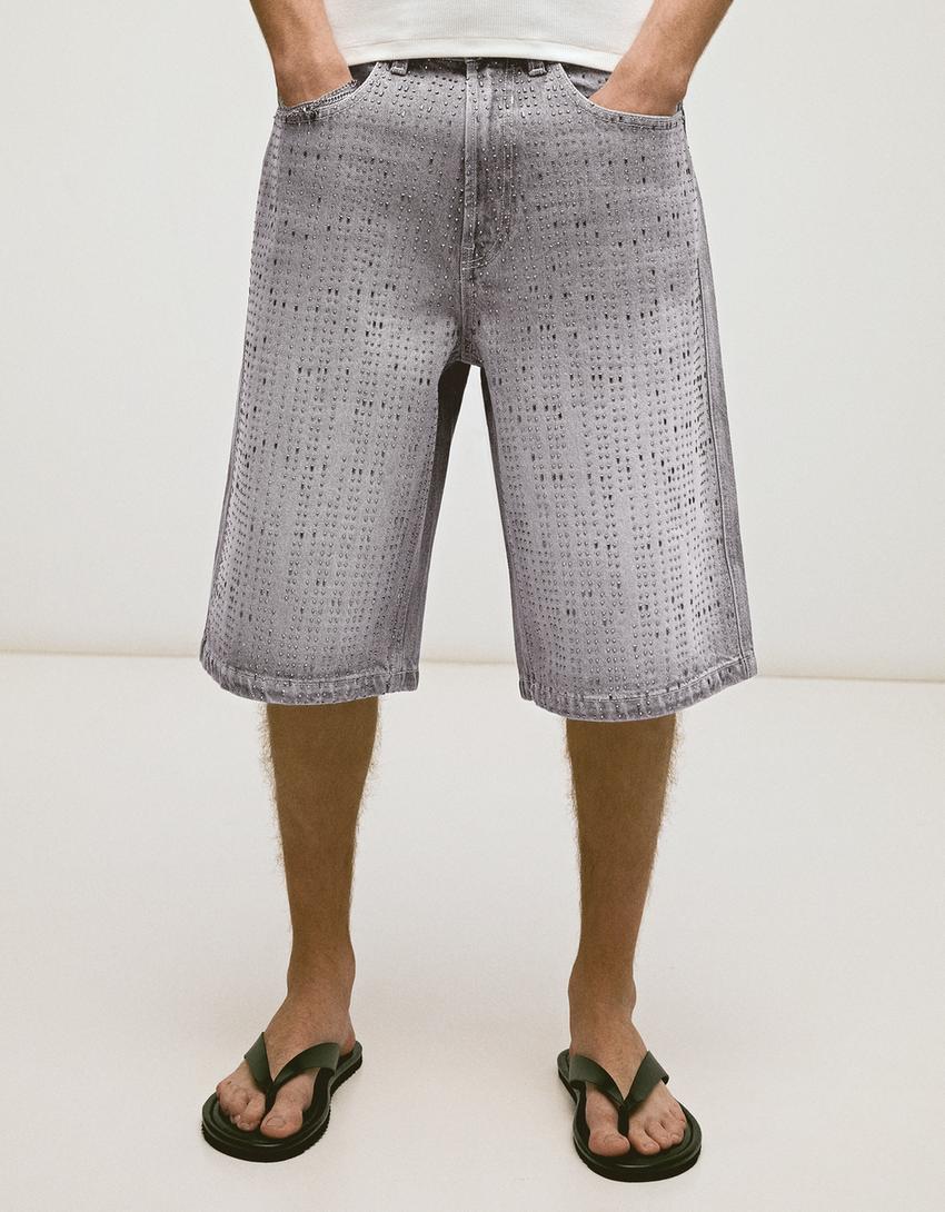 Baggy Bermuda shorts with studs-Grey