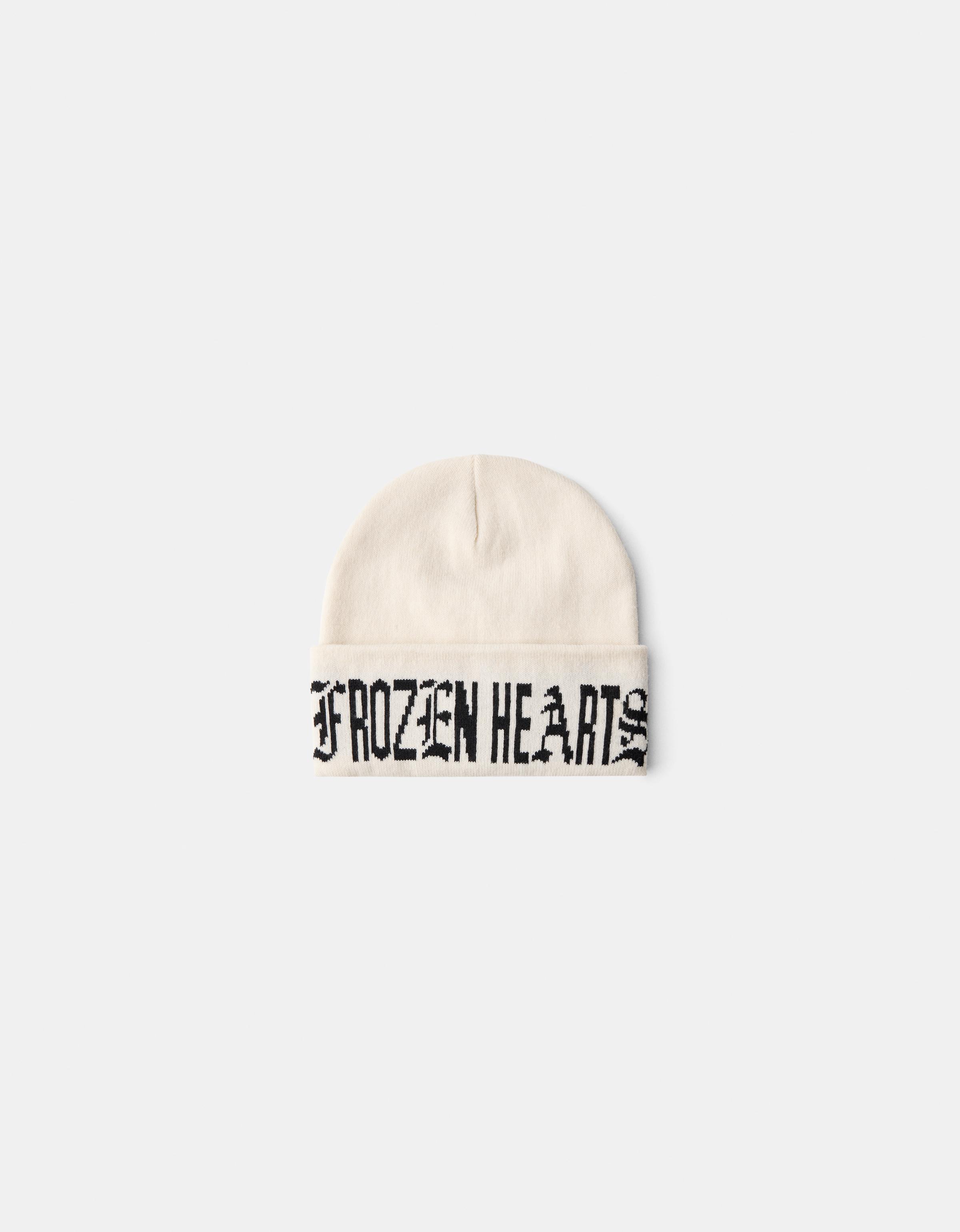 Bershka Beanie Mit Stickerei Herren Rohweiß