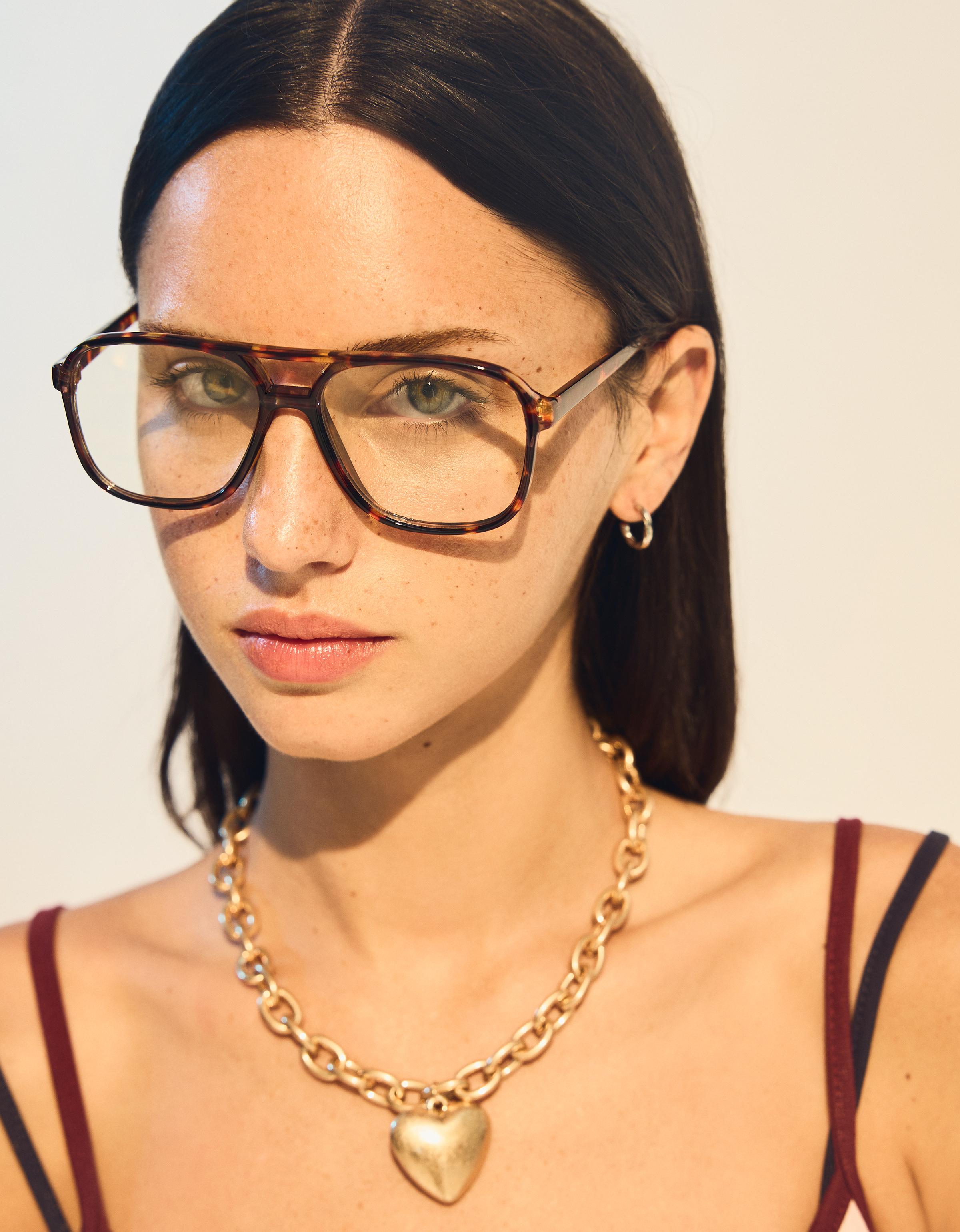 Bershka Sonnenbrille Mit Kunststoff-Filter Und Blauem Licht Damen Braun