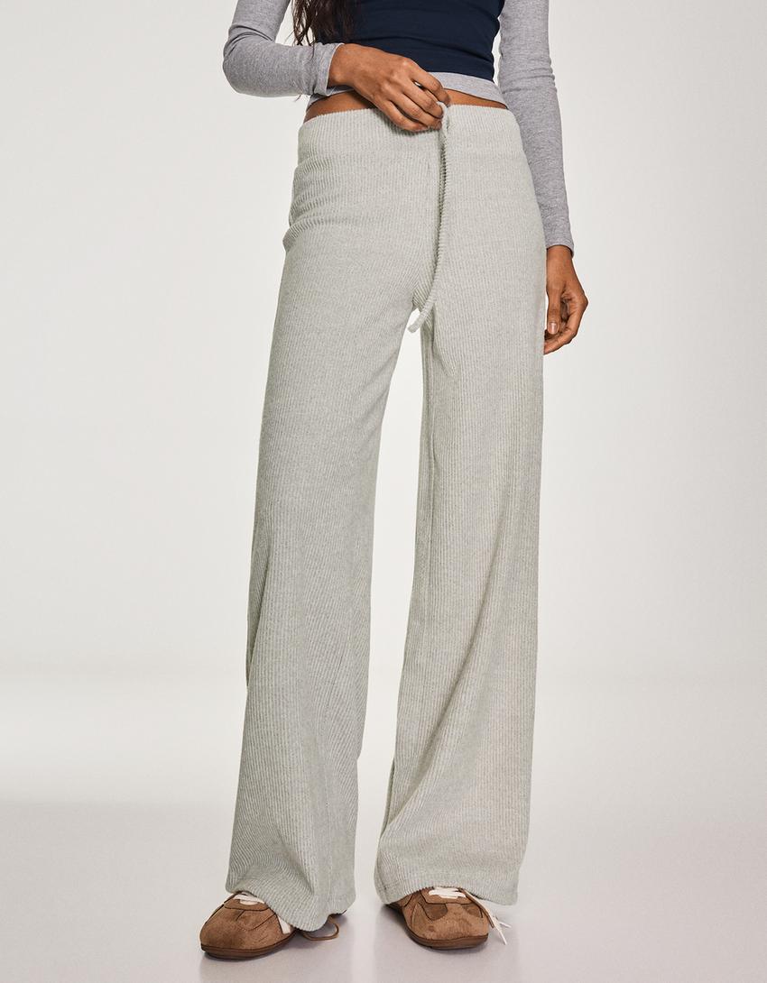 Soft-touch wide-leg trousers-Sand