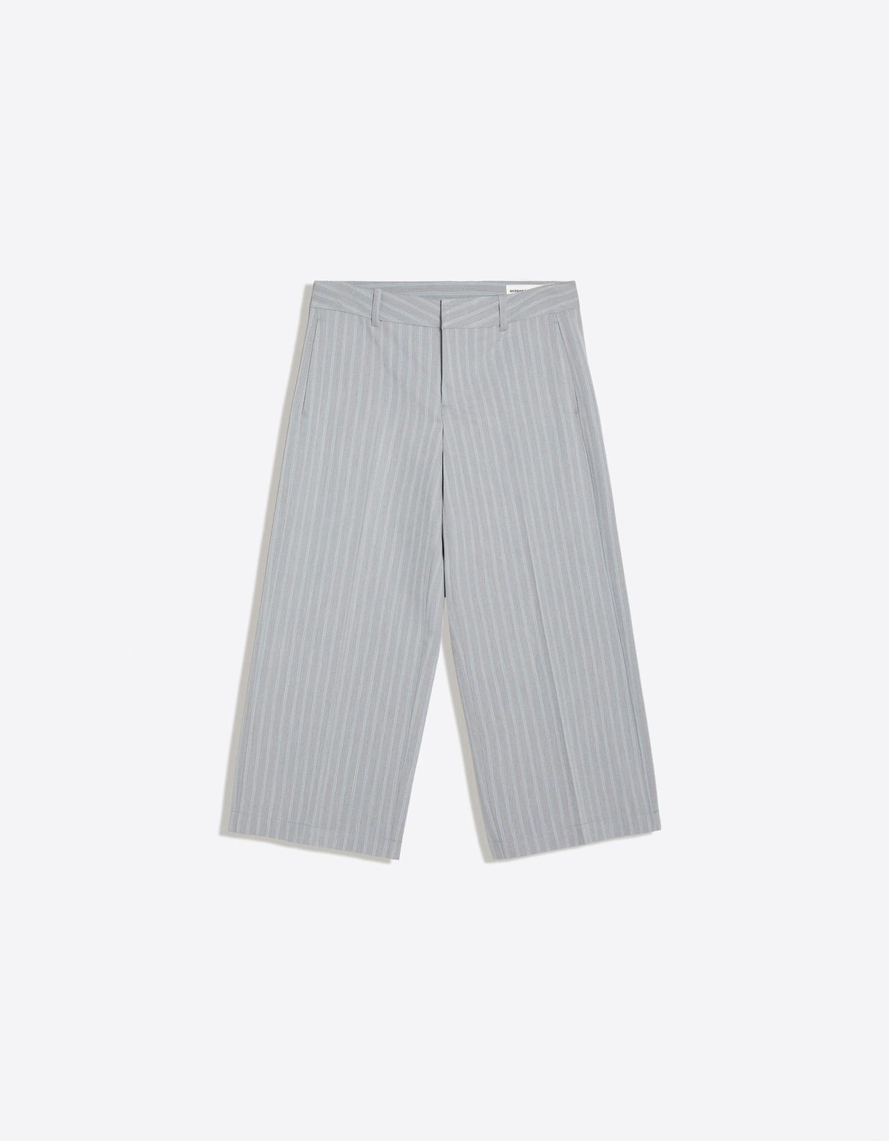 Straight-leg capris — Grey
