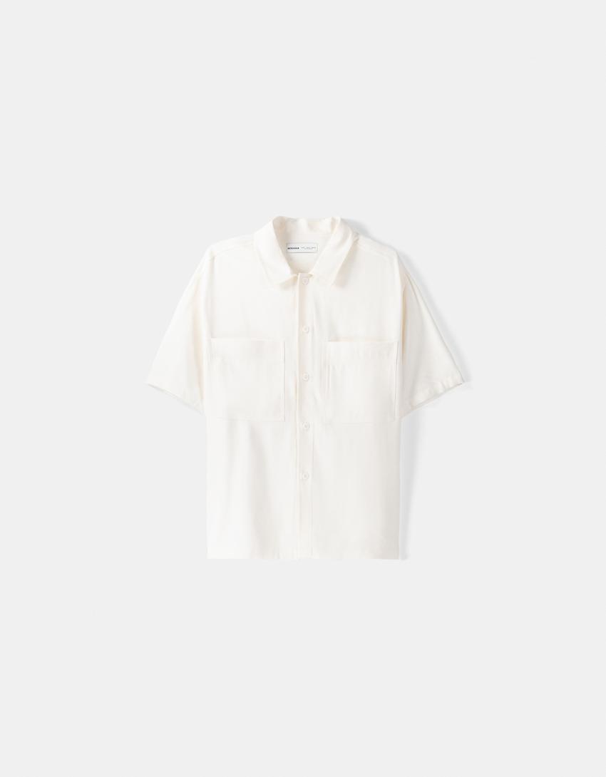 قميص رسمي بقصّة مربعة وأكمام قصيرة-أبيض مطفي-4