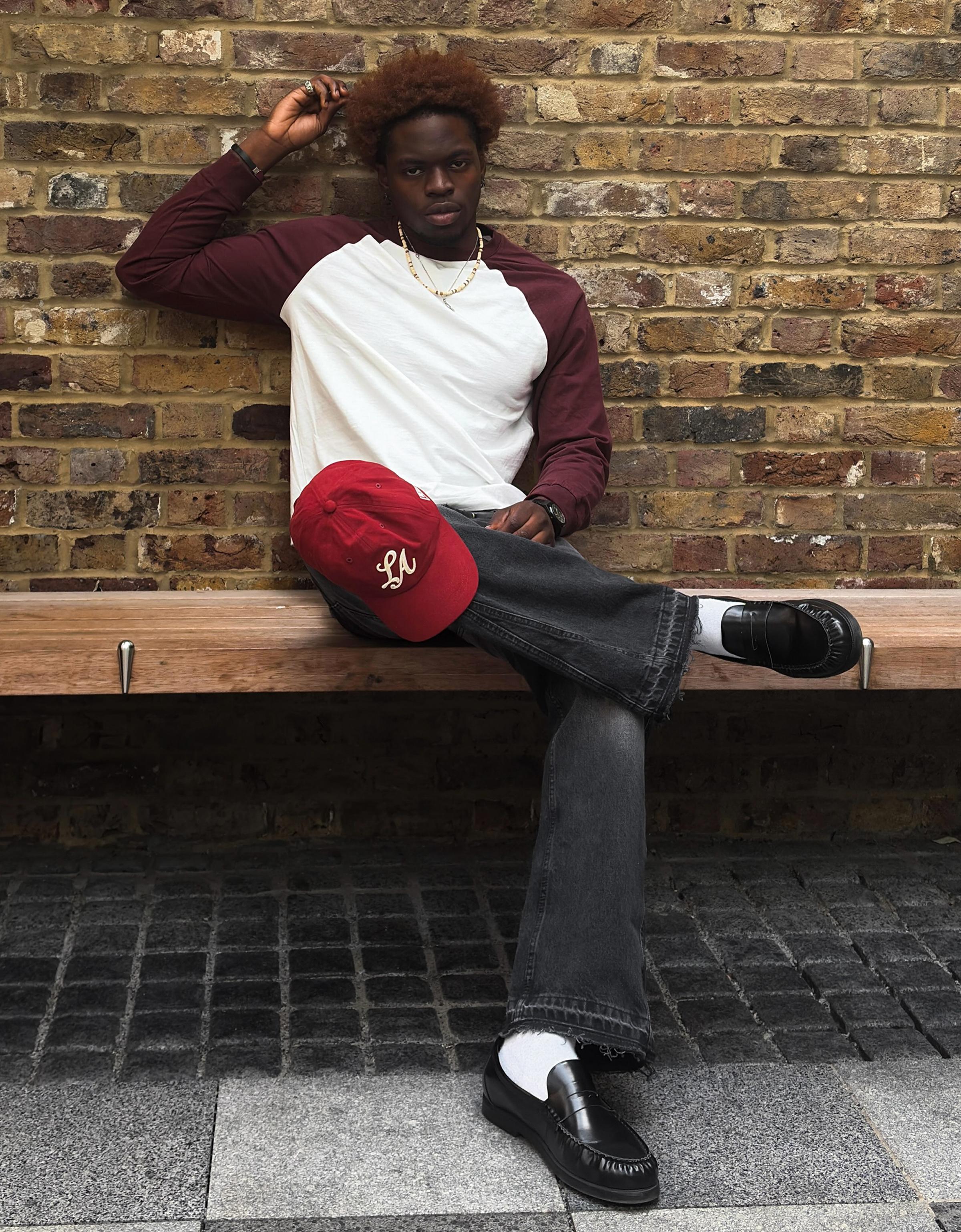 Embroidered cap — Maroon