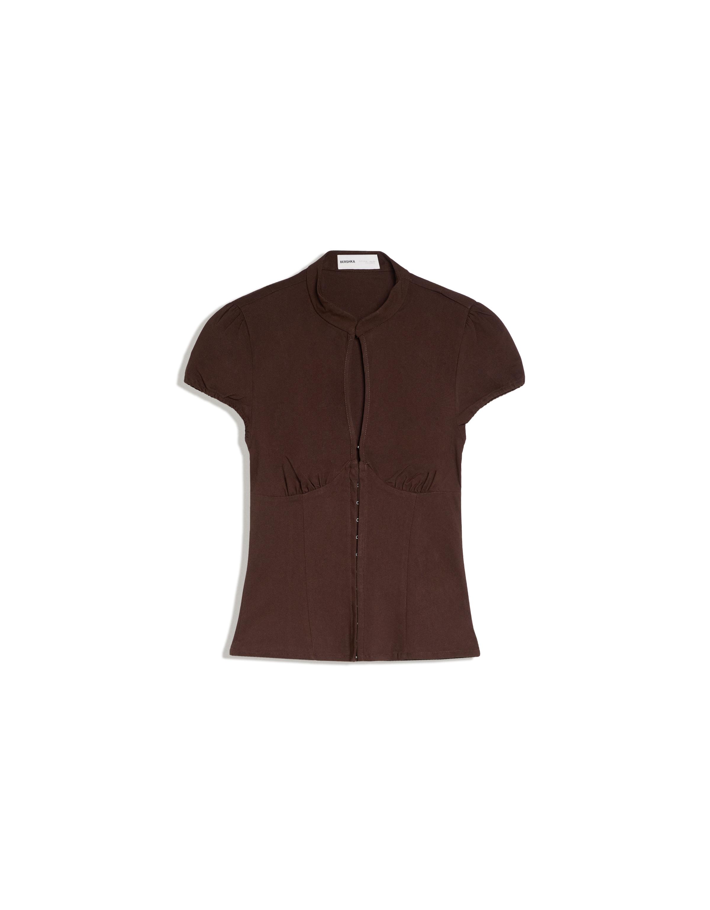 Short sleeve shirt with press-stud fastening — Brown