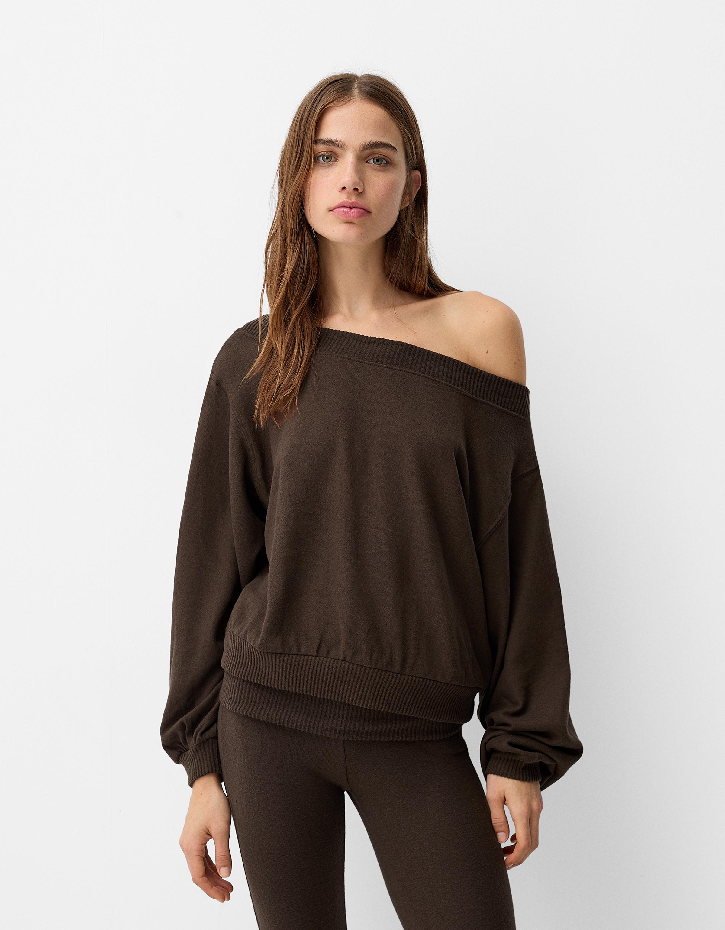 Bershka Soft-Touch-Pullover Mit Asymmetrischem Ausschnitt Damen Xs Braun