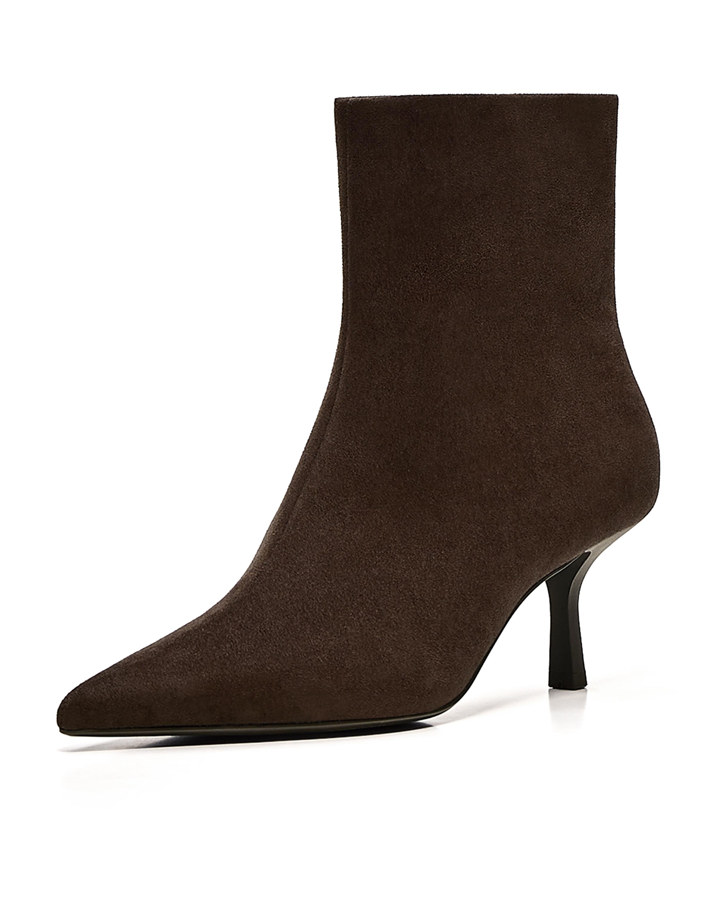 Kitten heel ankle boots — Brown