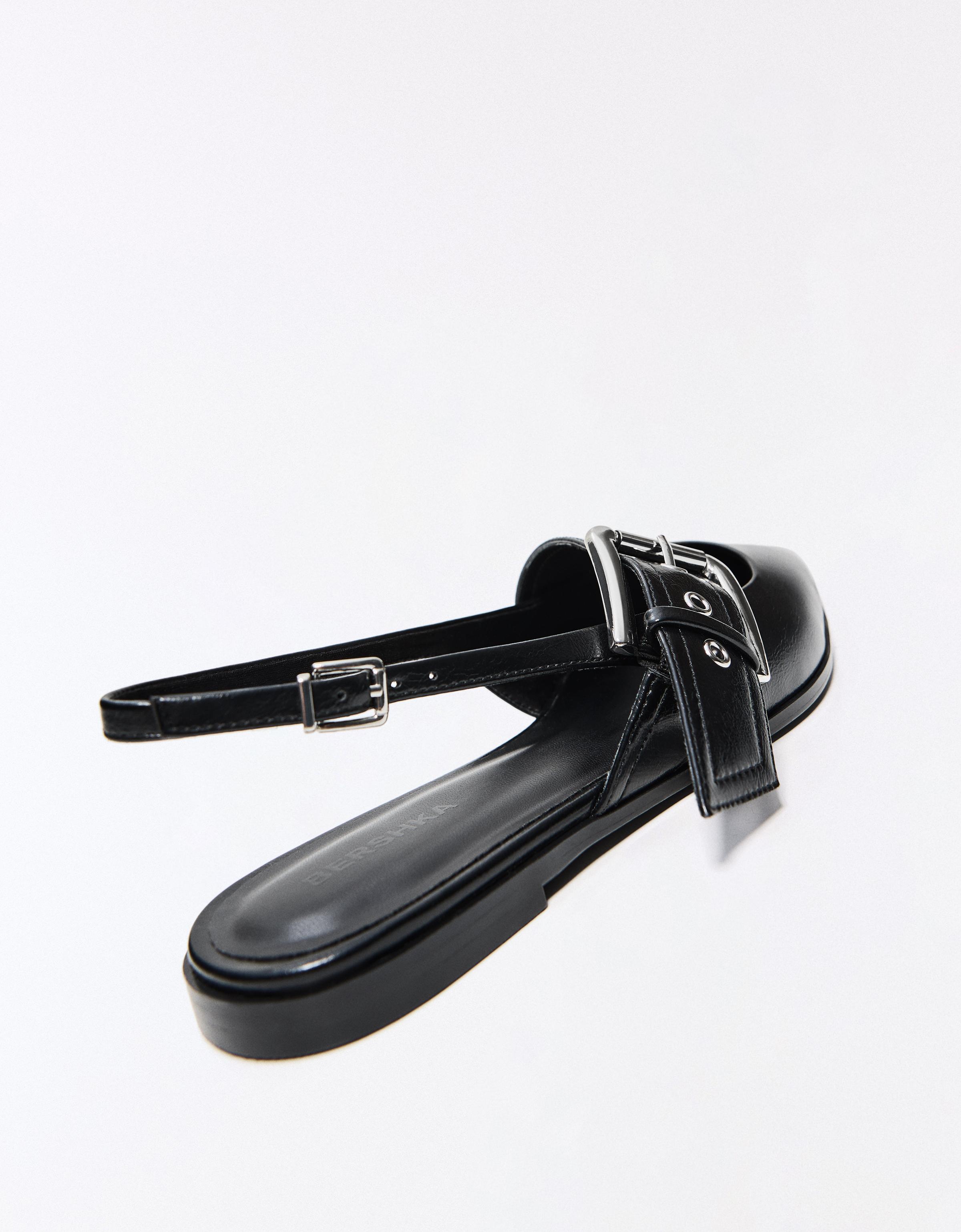 Slingback ballet flats with buckle — BLACK
