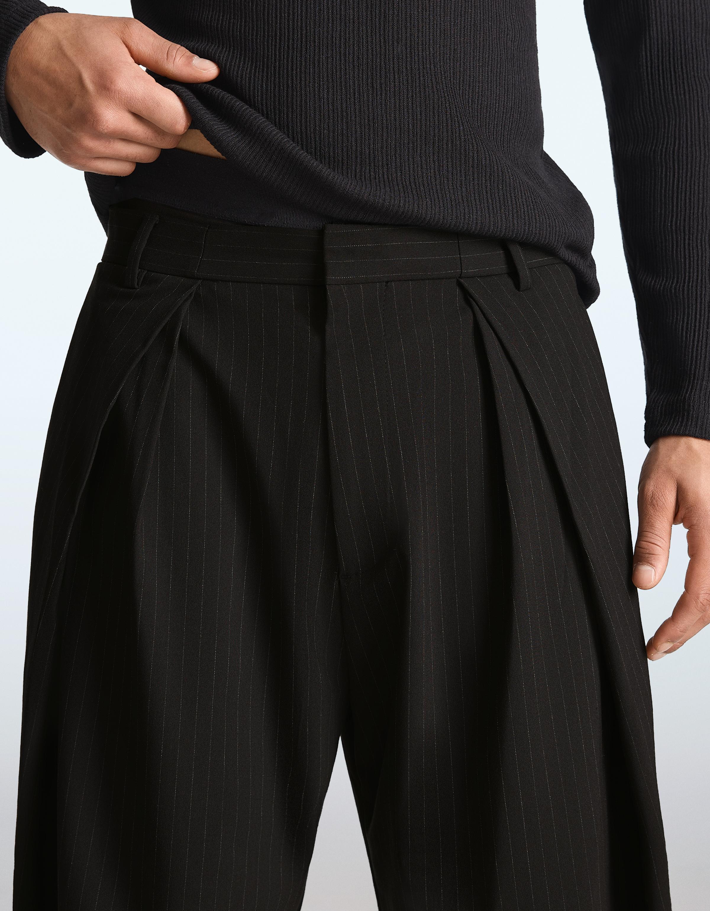 Super baggy tailored darted trousers — Black