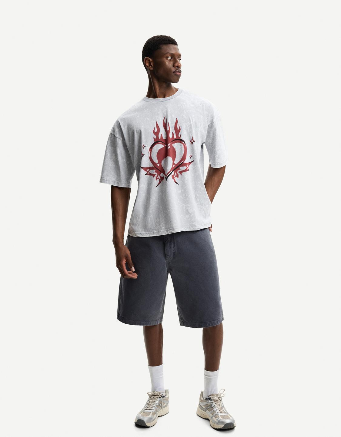 Oversized short sleeve printed T-shirt