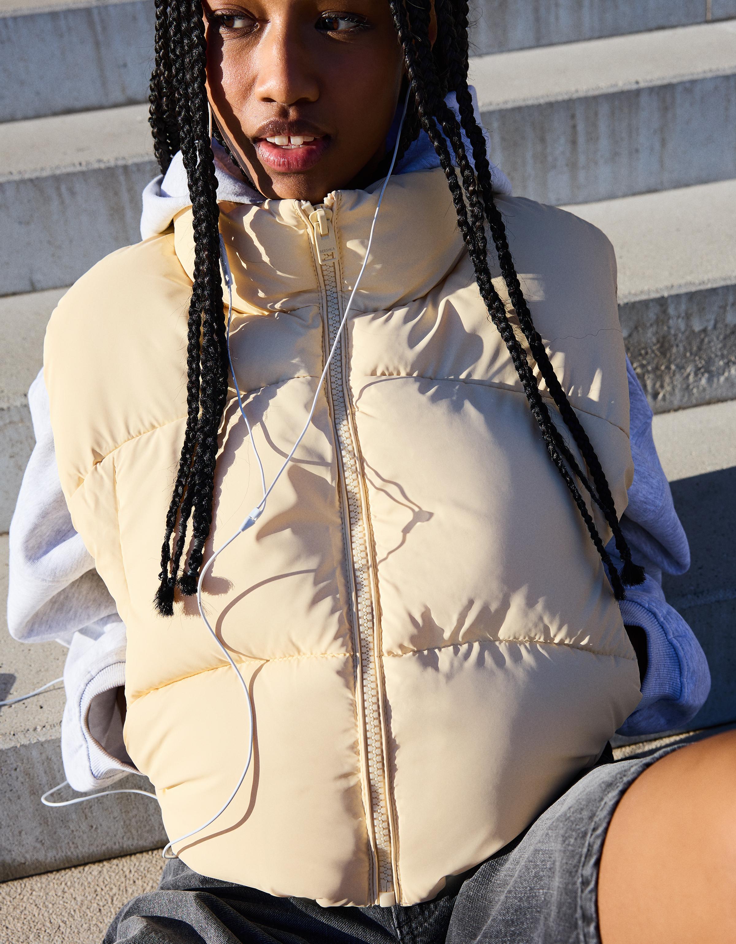 Cropped quilted gilet