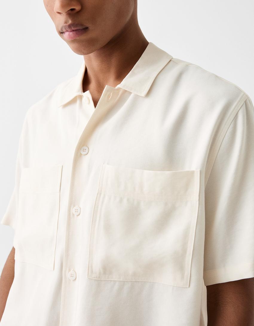 قميص رسمي بقصّة مربعة وأكمام قصيرة-أبيض مطفي-2