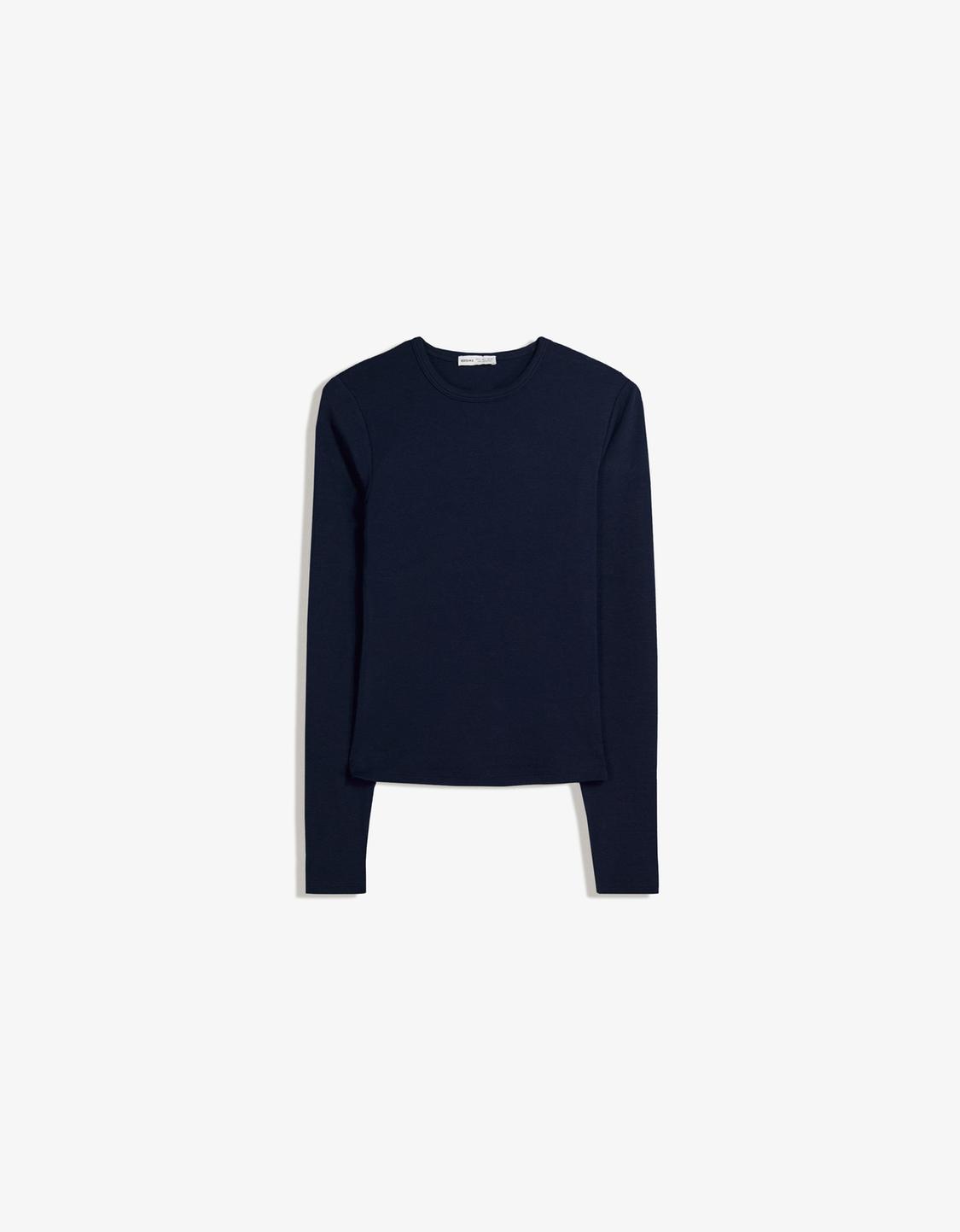 Long sleeve top