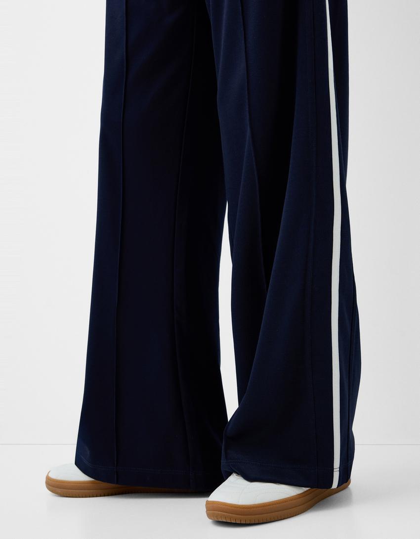 Hose Mit Streifen An Der Seite Name Hose mit seitlichem Streifen - Damen | Bershka