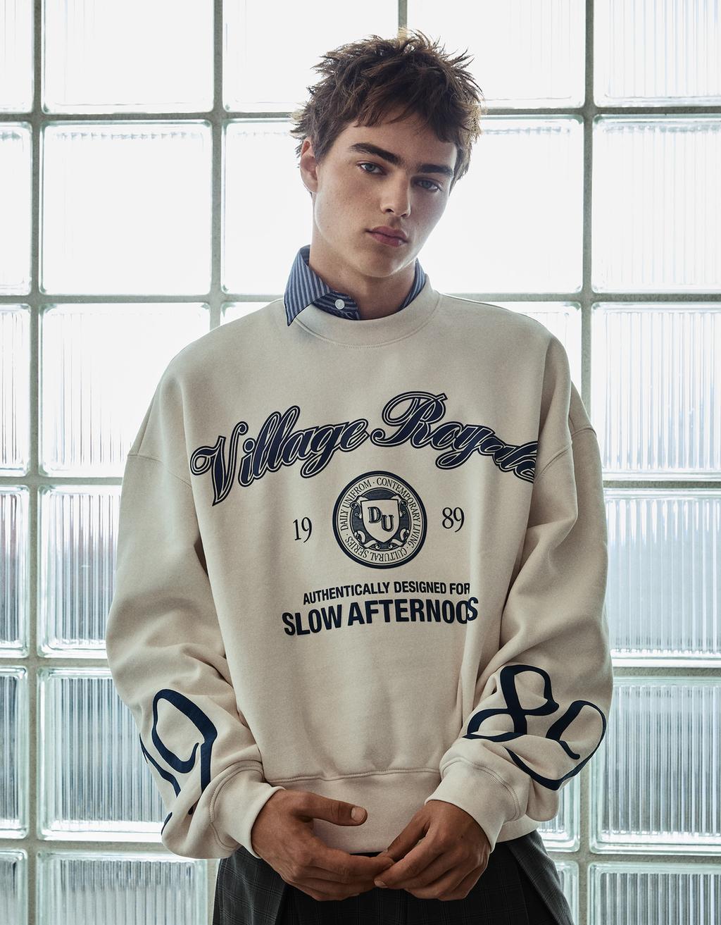 Round neck print sweatshirt