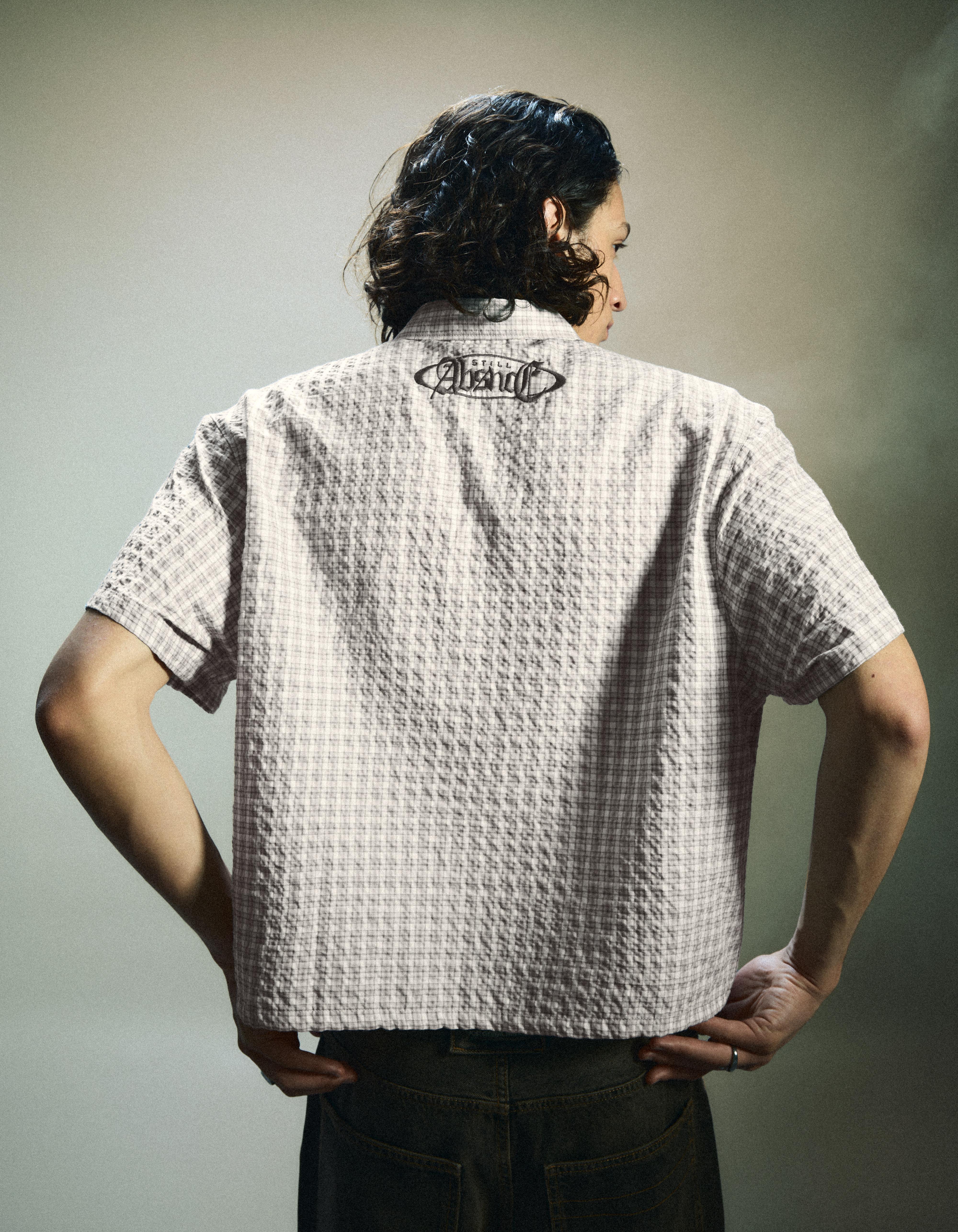 Short-sleeved boxy print shirt — Mixed gray