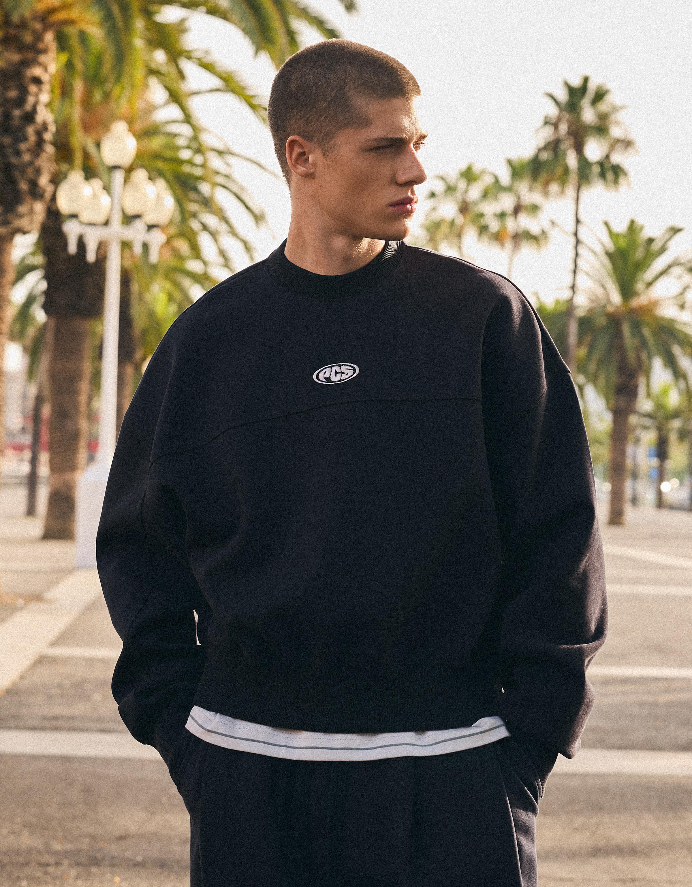 Bershka Sudadera Cuello Redondo Parche Hombre Marino