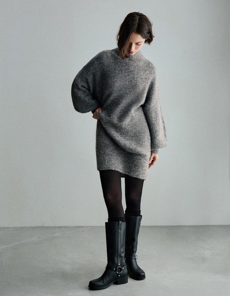 Hacimli kollu oversize mini elbise