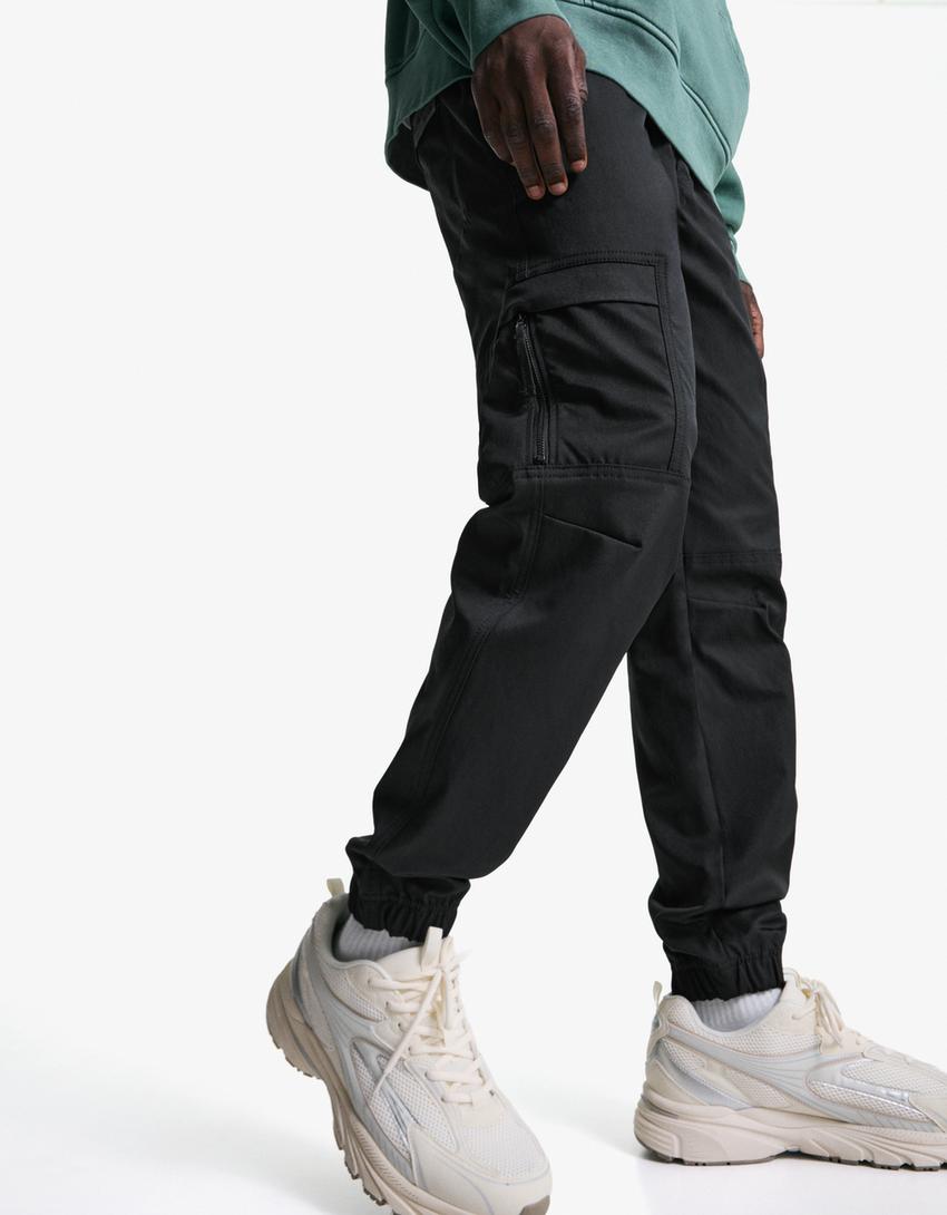 Pantalón cargo técnico-Negro-2