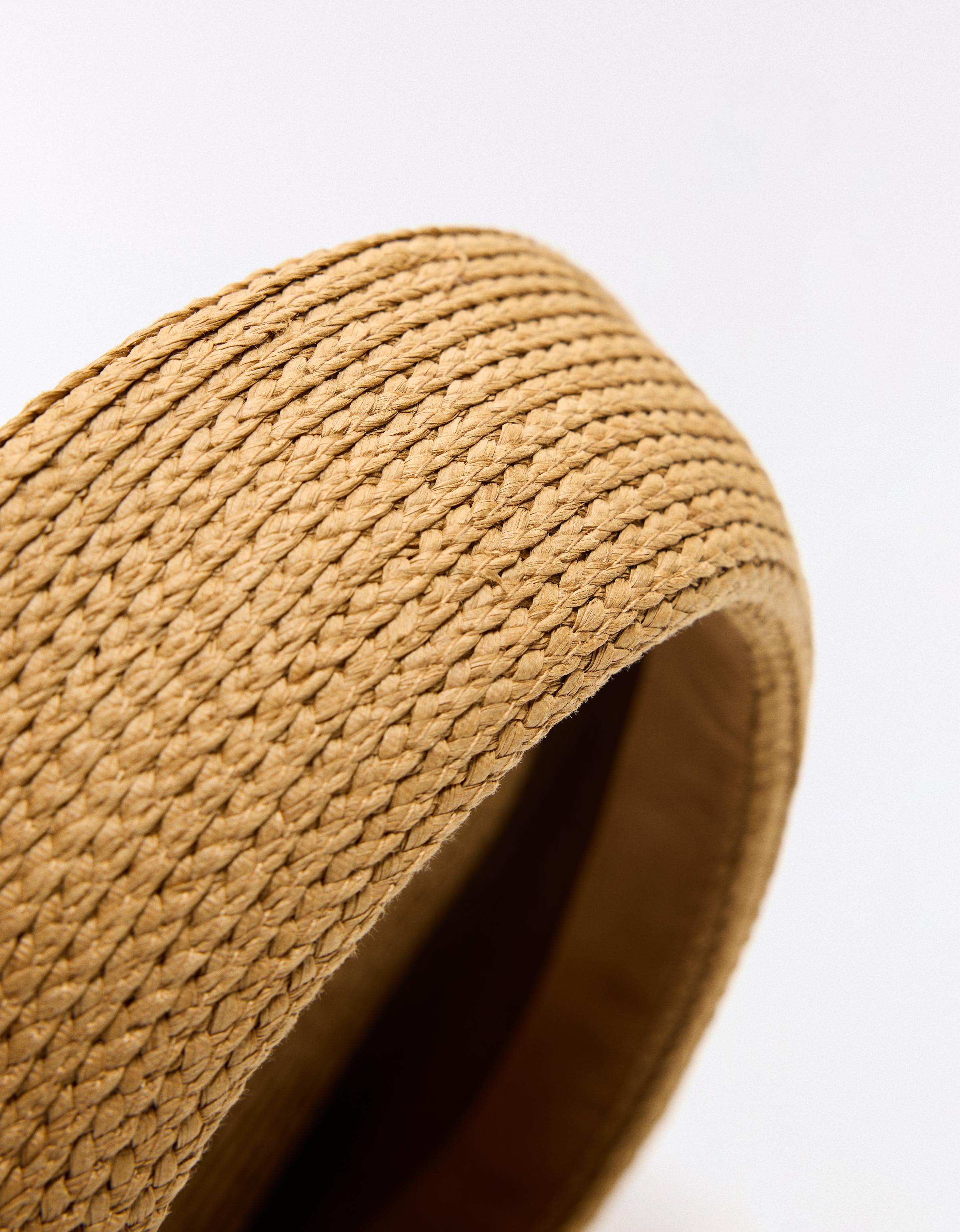 Rustic pillbox hat — Sand