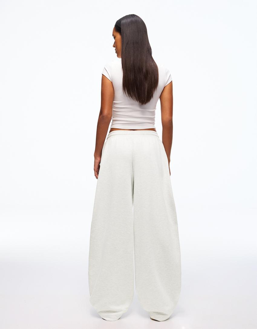 Pantalón barrel felpa stoppers-Gris