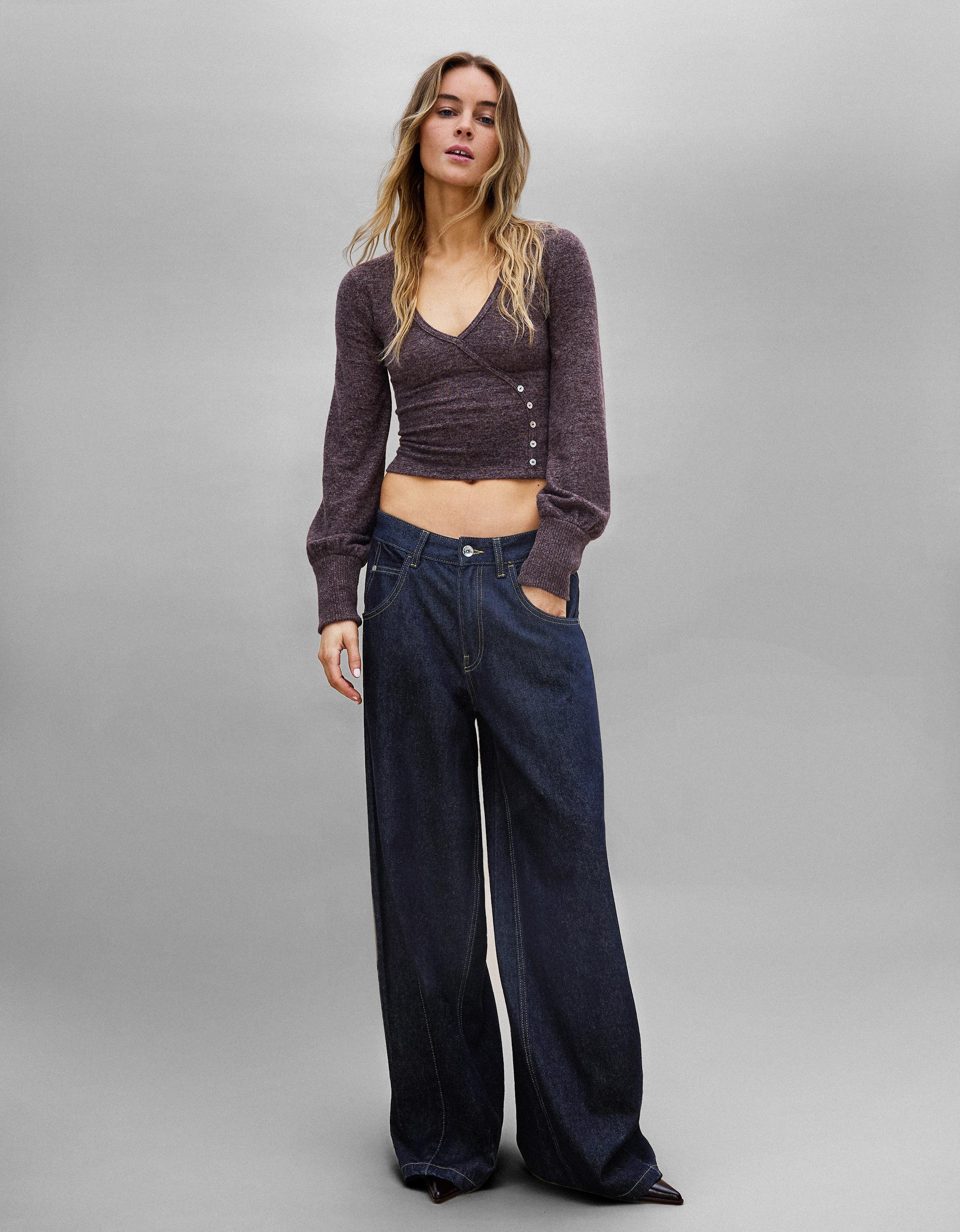 V-neck button jumper — Brown