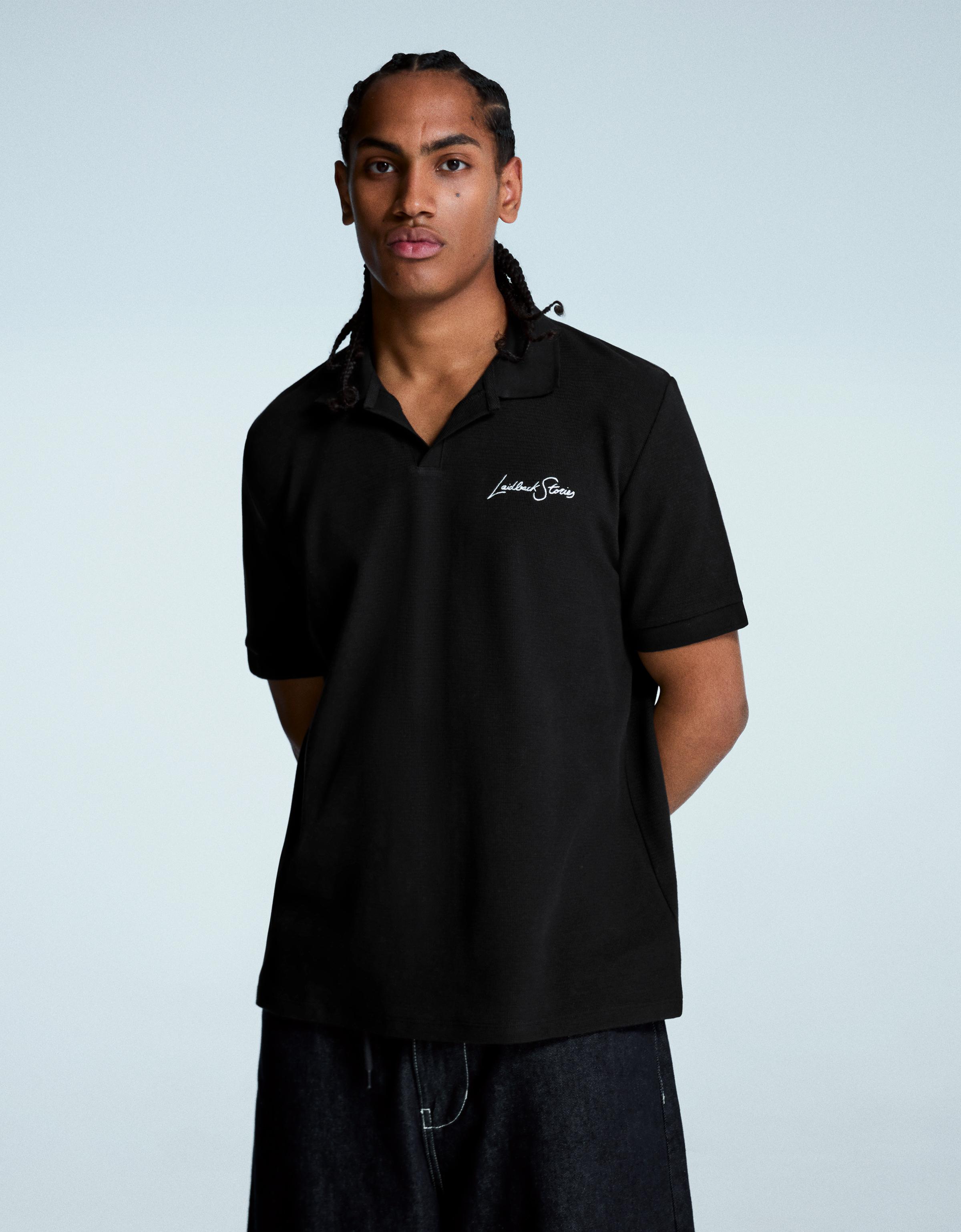 Kısa kollu nakışlı polo yaka tişört - Görsel 25