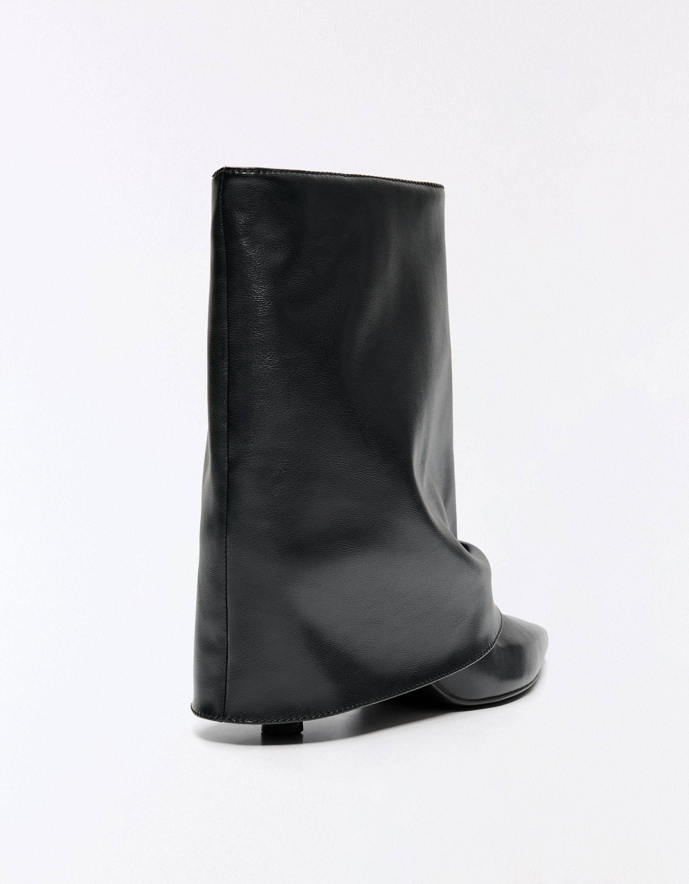 Trouser ankle boots — BLACK