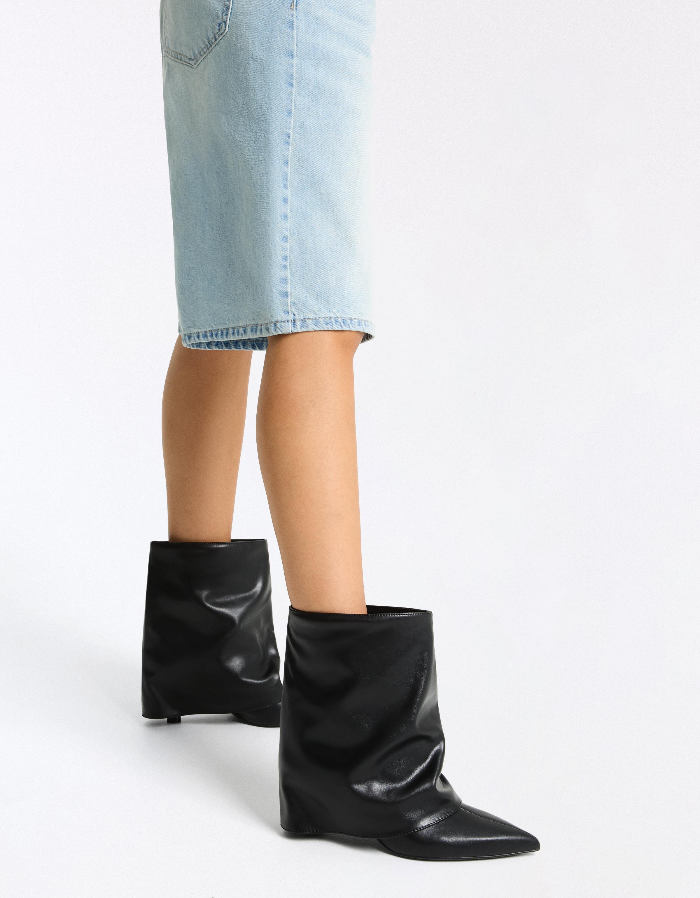 Trouser ankle boots — BLACK