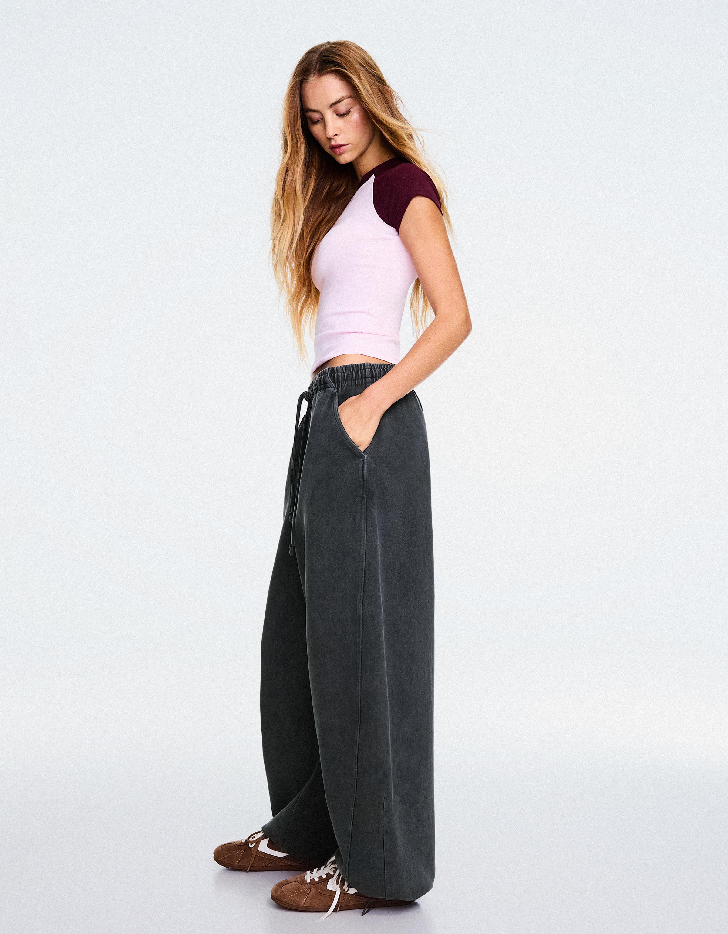 Bershka Pantalón Barrel Felpa Stoppers Mujer Gris