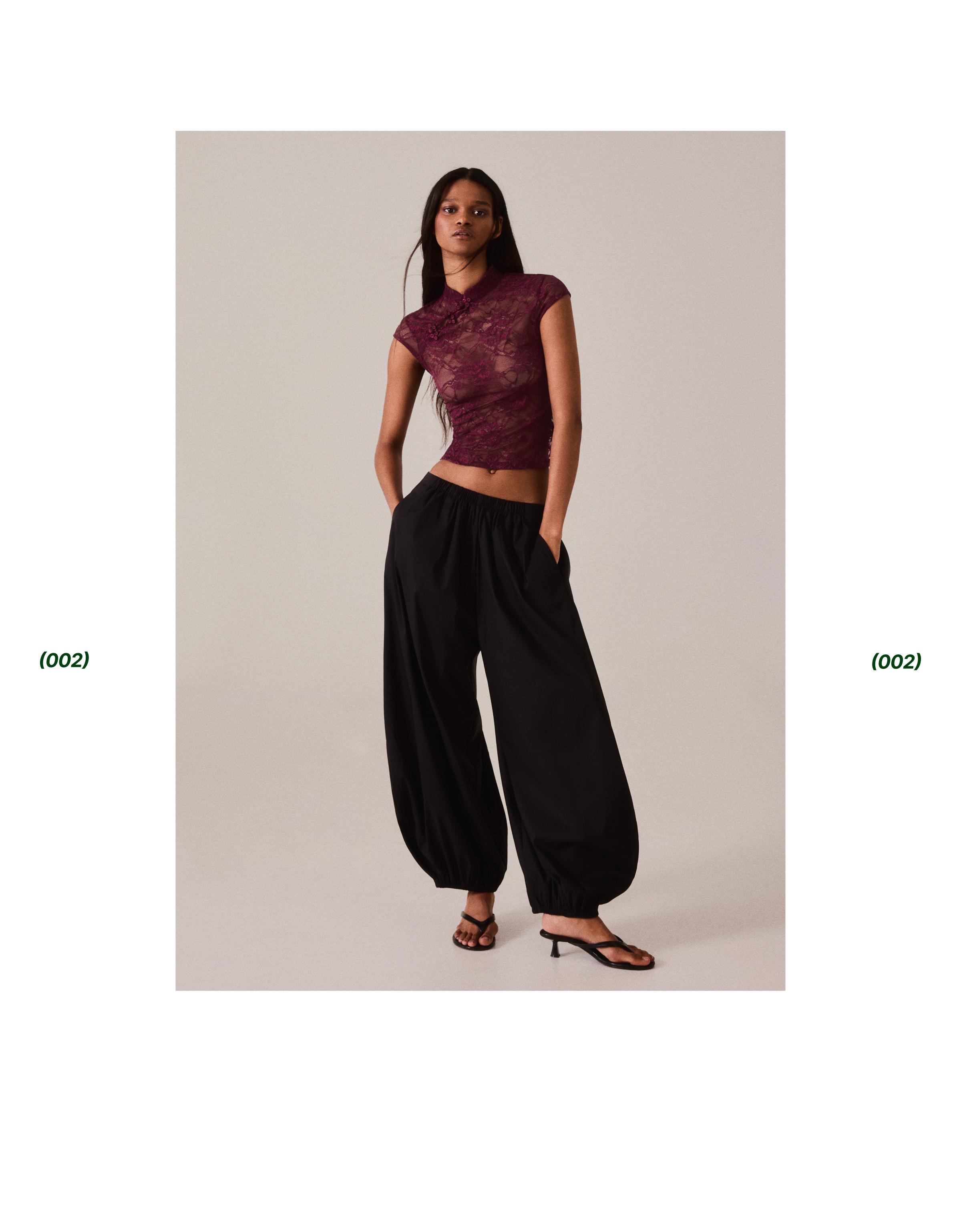 Lace top with clasp — Burgundy