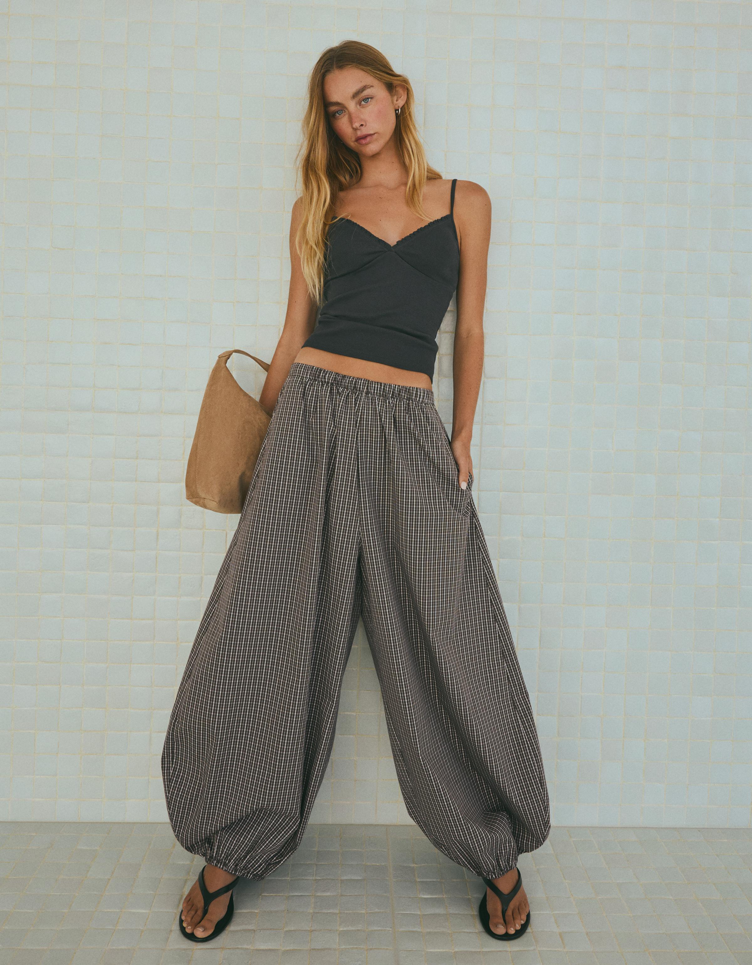 Bershka Pantalón Bloomer Popelín Mujer Kaki