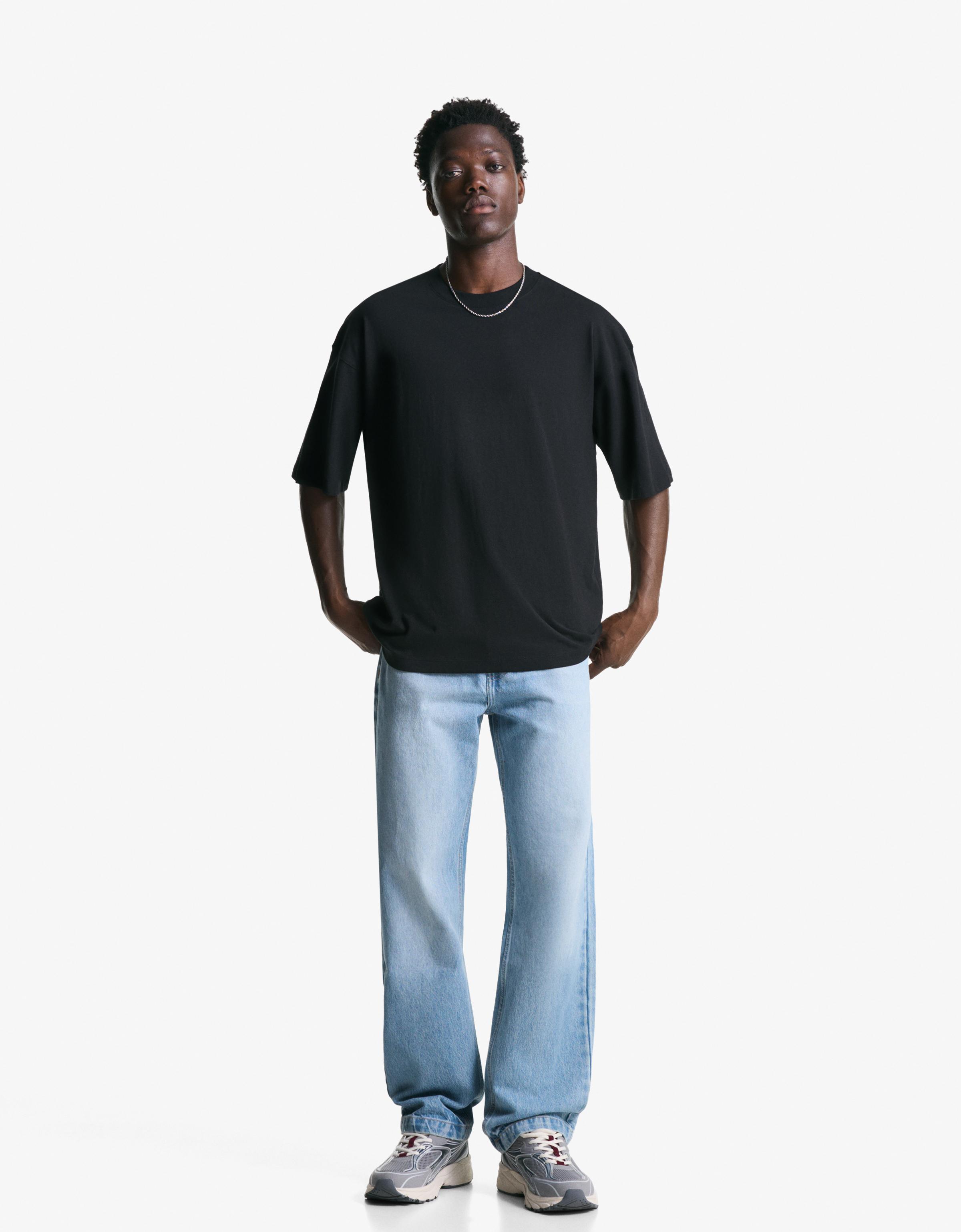 Bershka Straight-Jeans Relaxed-Fit Herren 36 Ausgewaschenes Blau