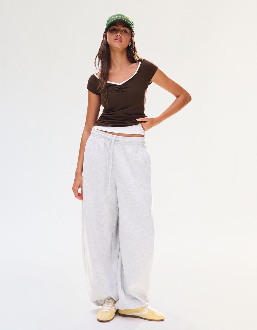 Rövid ujjú, húzott póló-Barna