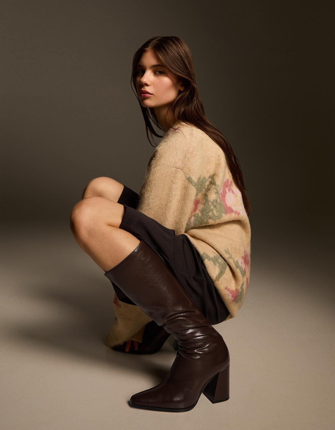 Womenâs Boots and Ankle Boots | New Collection | Bershka