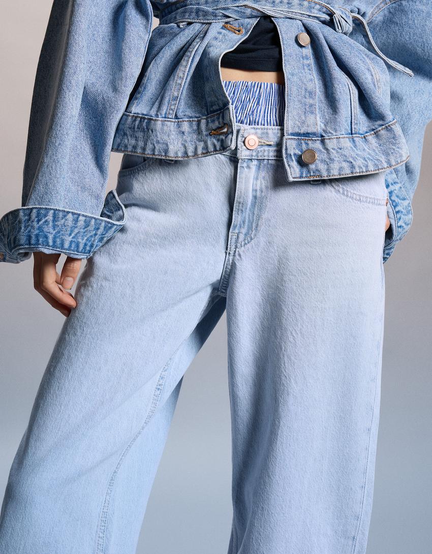Low-rise straight-leg jeans-Light blue