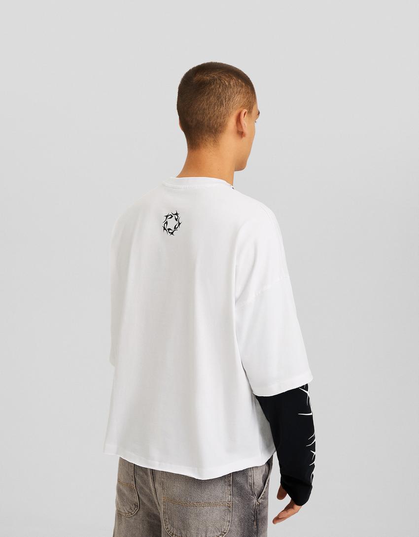 تيشرت قياس كبير بأكمام طويلة وطبعة-أبيض / أسود-1