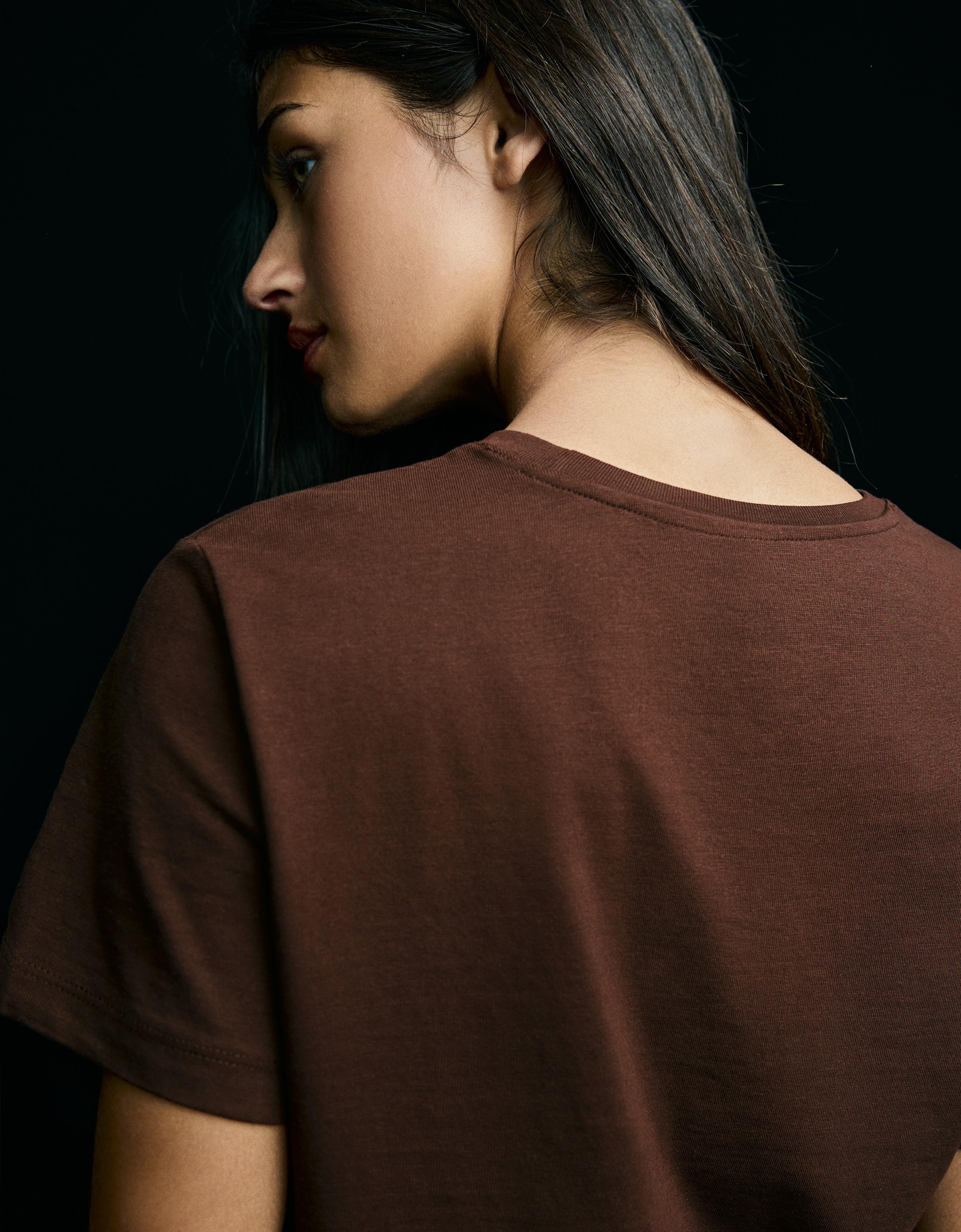 Basic short sleeve T-shirt — Brown