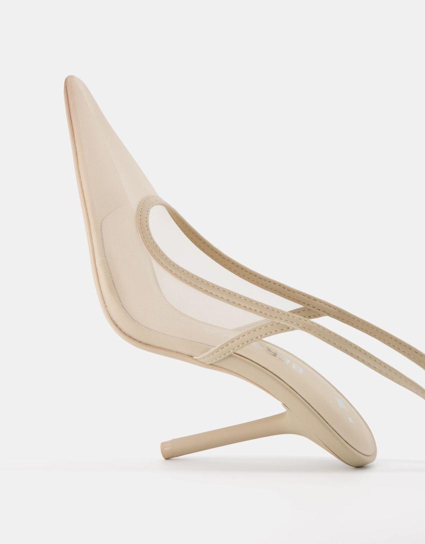 حذاء شبكي عالي الكعب بحزام كاحل-بيج