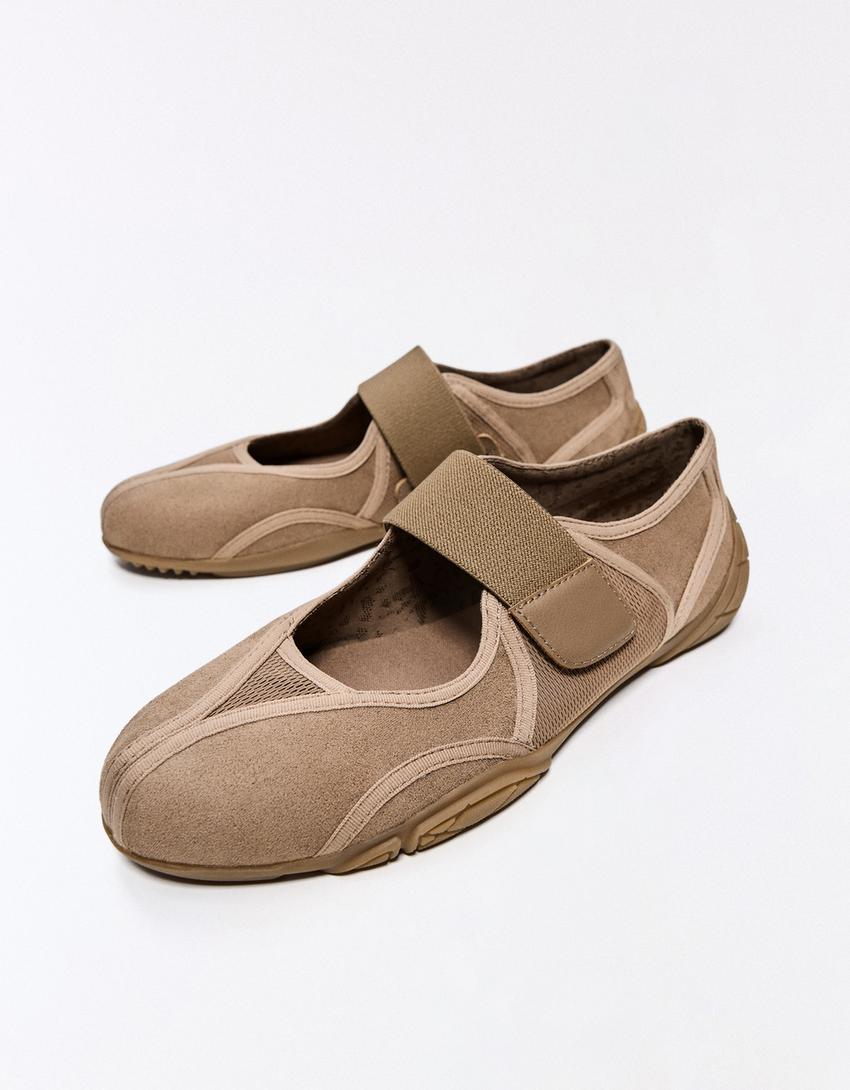 Sporty ballerina-SANDFARVET