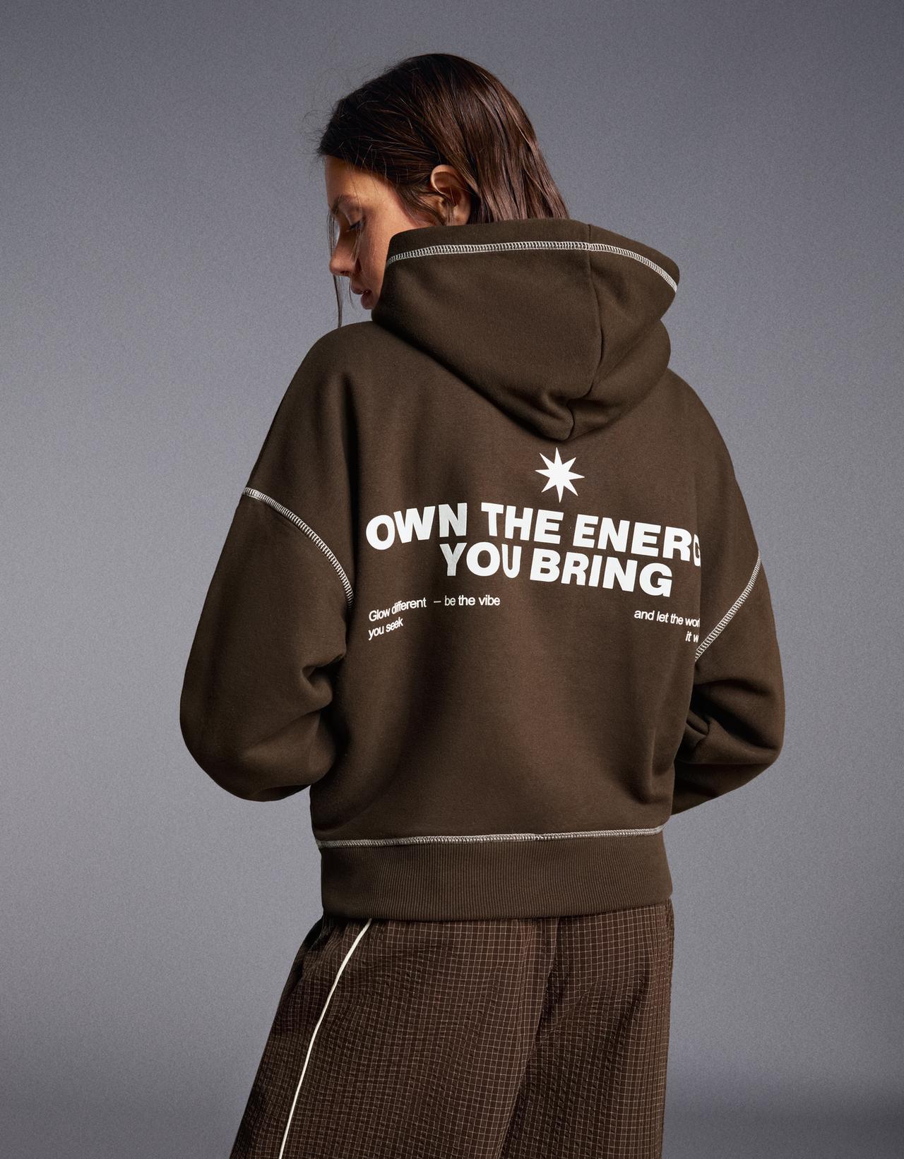 Hooded print sweatshirt — Brown