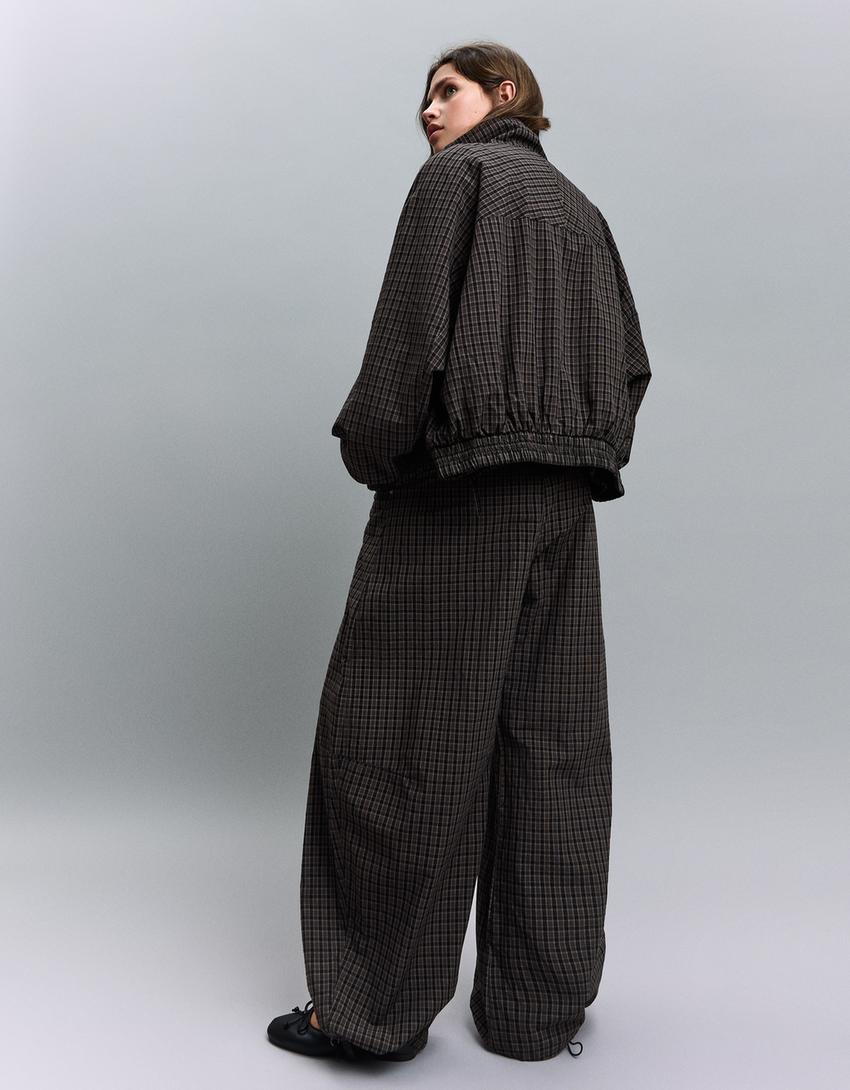 Checked parachute trousers-Dark grey